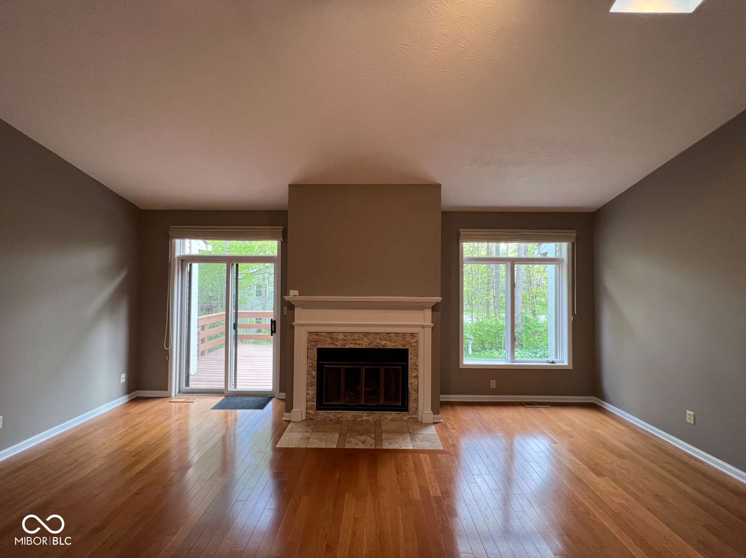 Carmel, IN 46032,1727 Creekside LN W