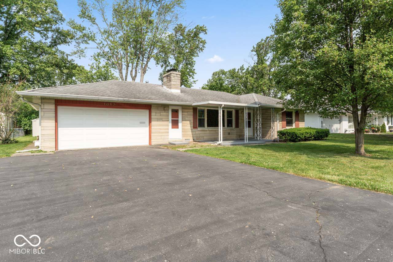 Anderson, IN 46011,1613 Park RD