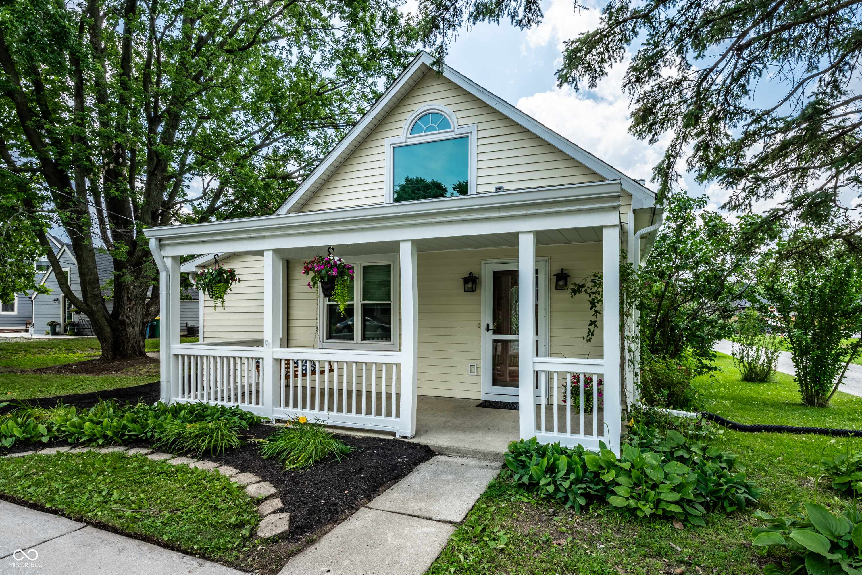 Westfield, IN 46074,215 Penn ST