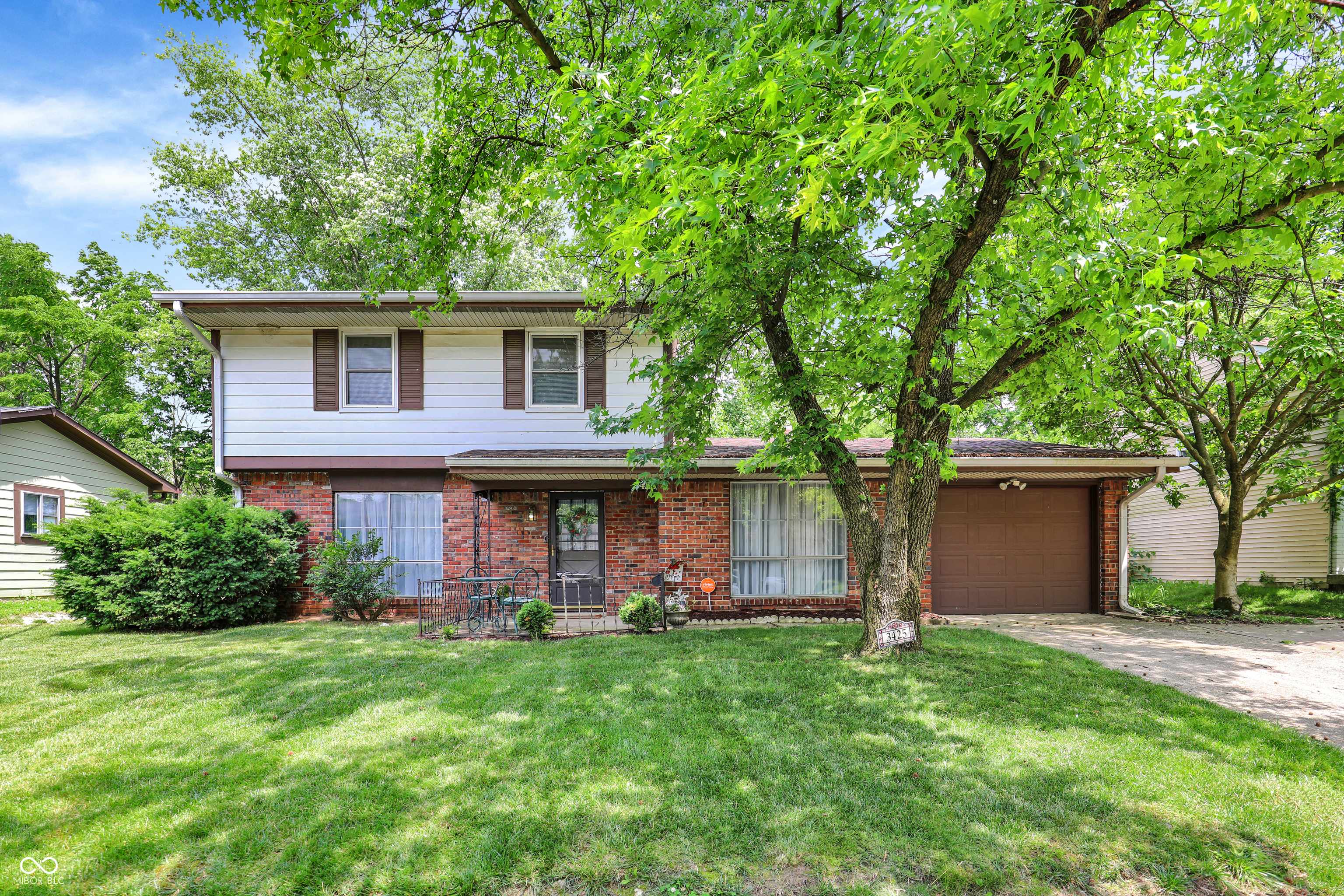 Indianapolis, IN 46235,3425 Ireland DR