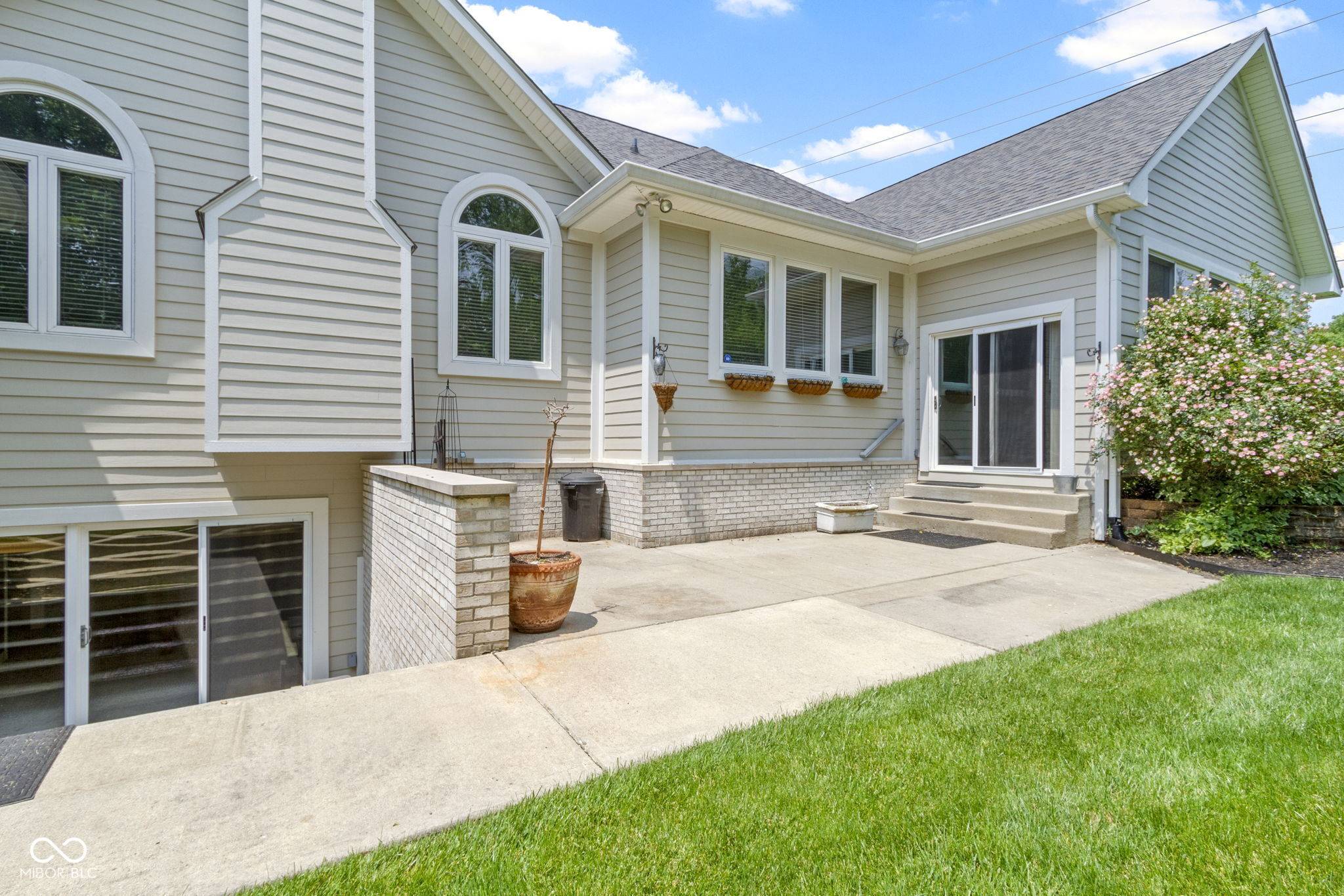 Carmel, IN 46033,1051 Arrowwood DR