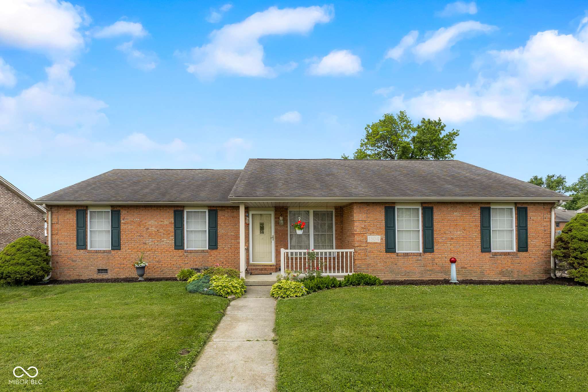 Seymour, IN 47274,1304 Pin Oak DR
