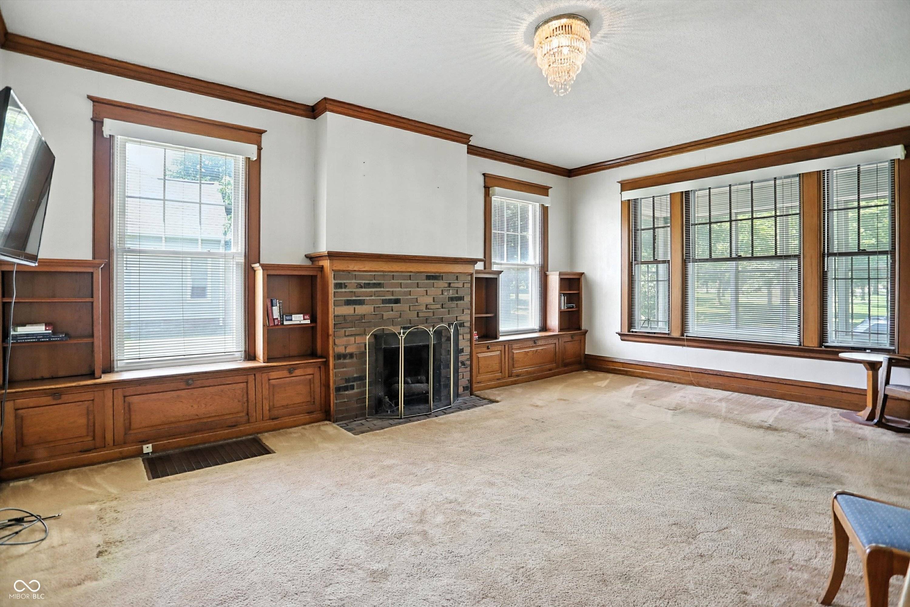Terre Haute, IN 47804,809 Maple AVE