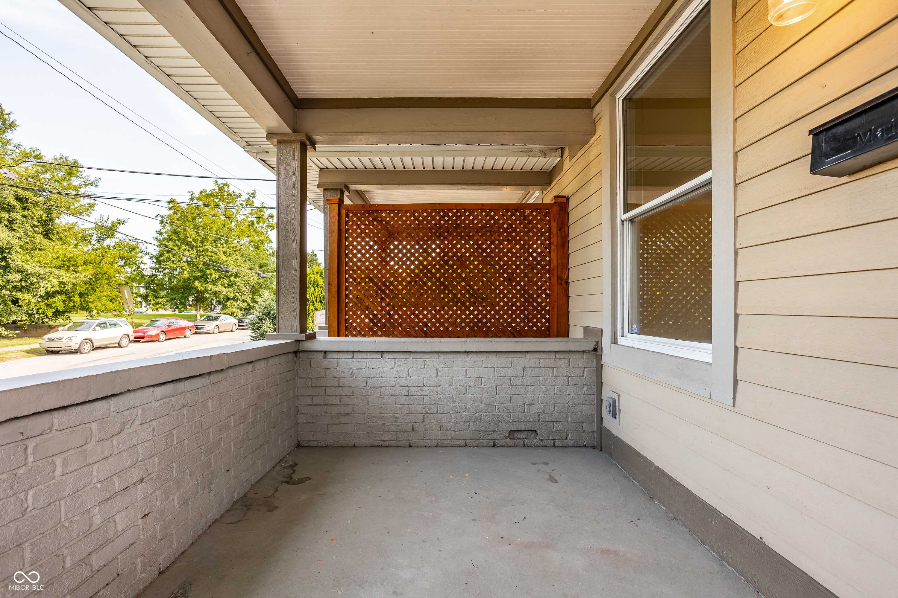 Indianapolis, IN 46202,123 N Highland AVE