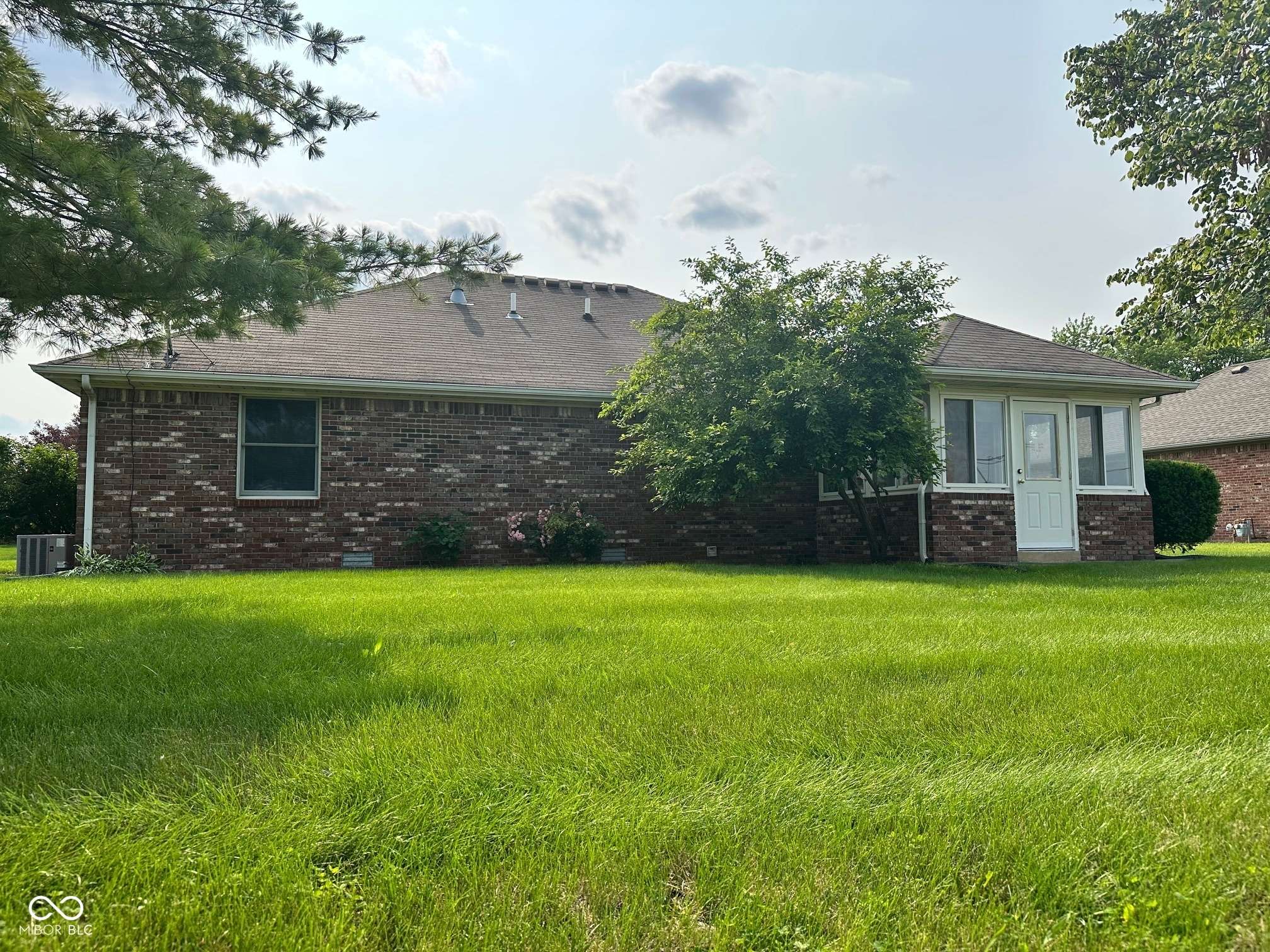 Brownsburg, IN 46112,641 S Grant ST