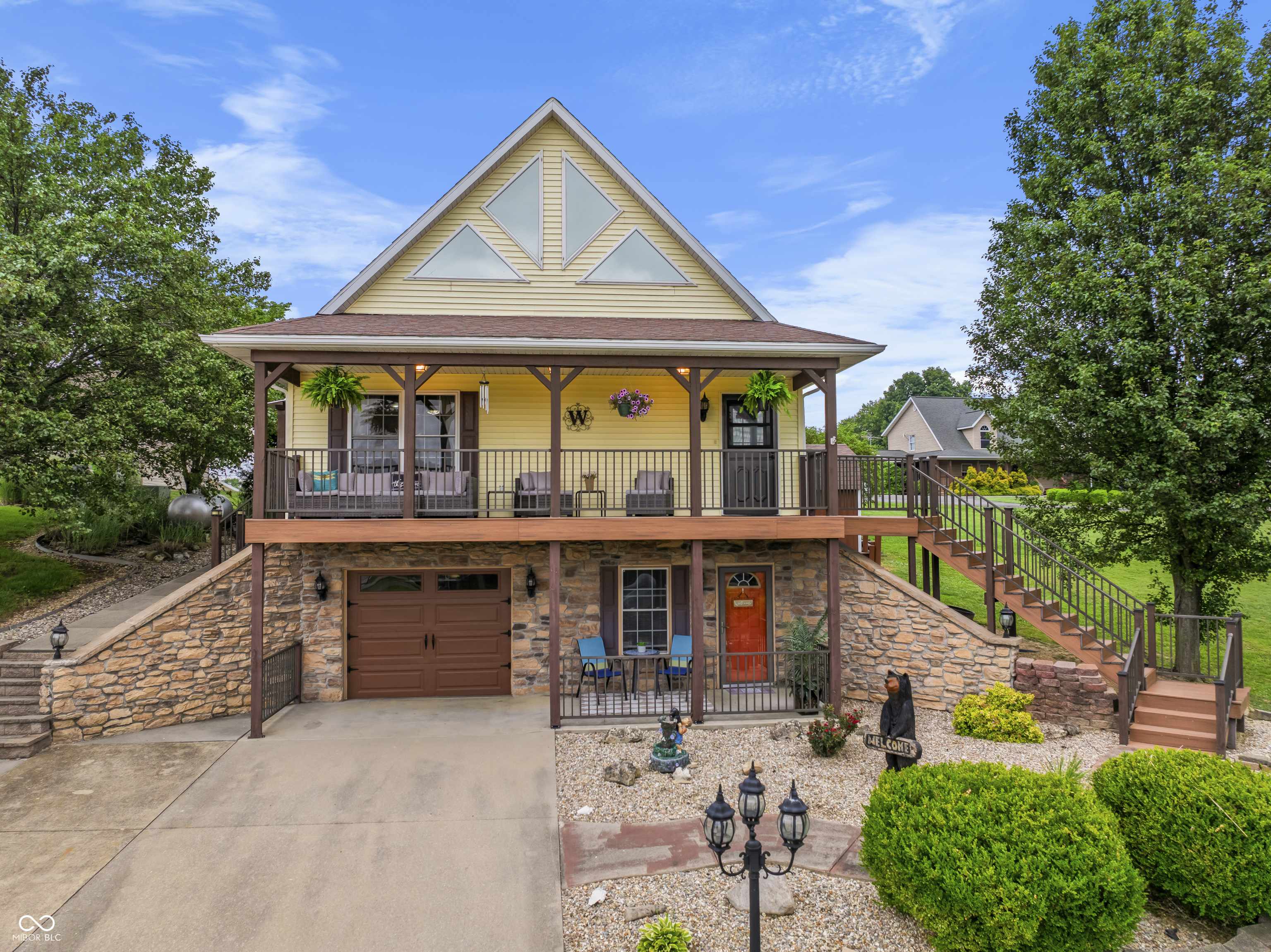 Eckerty, IN 47116,8814 W Meadows DR