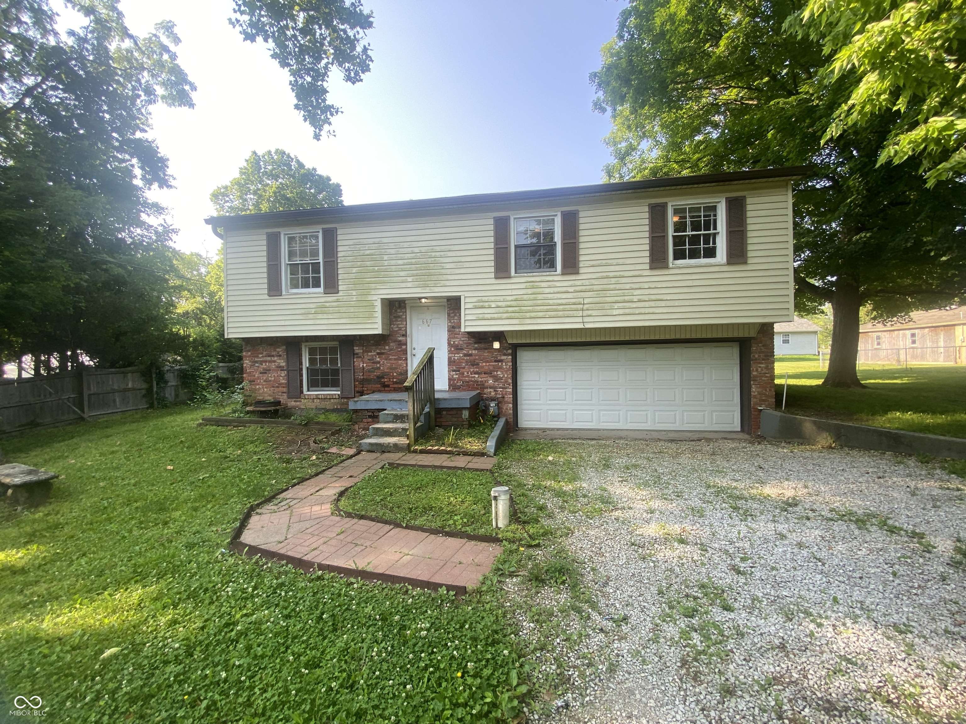 Indianapolis, IN 46227,667 E Edgewood AVE