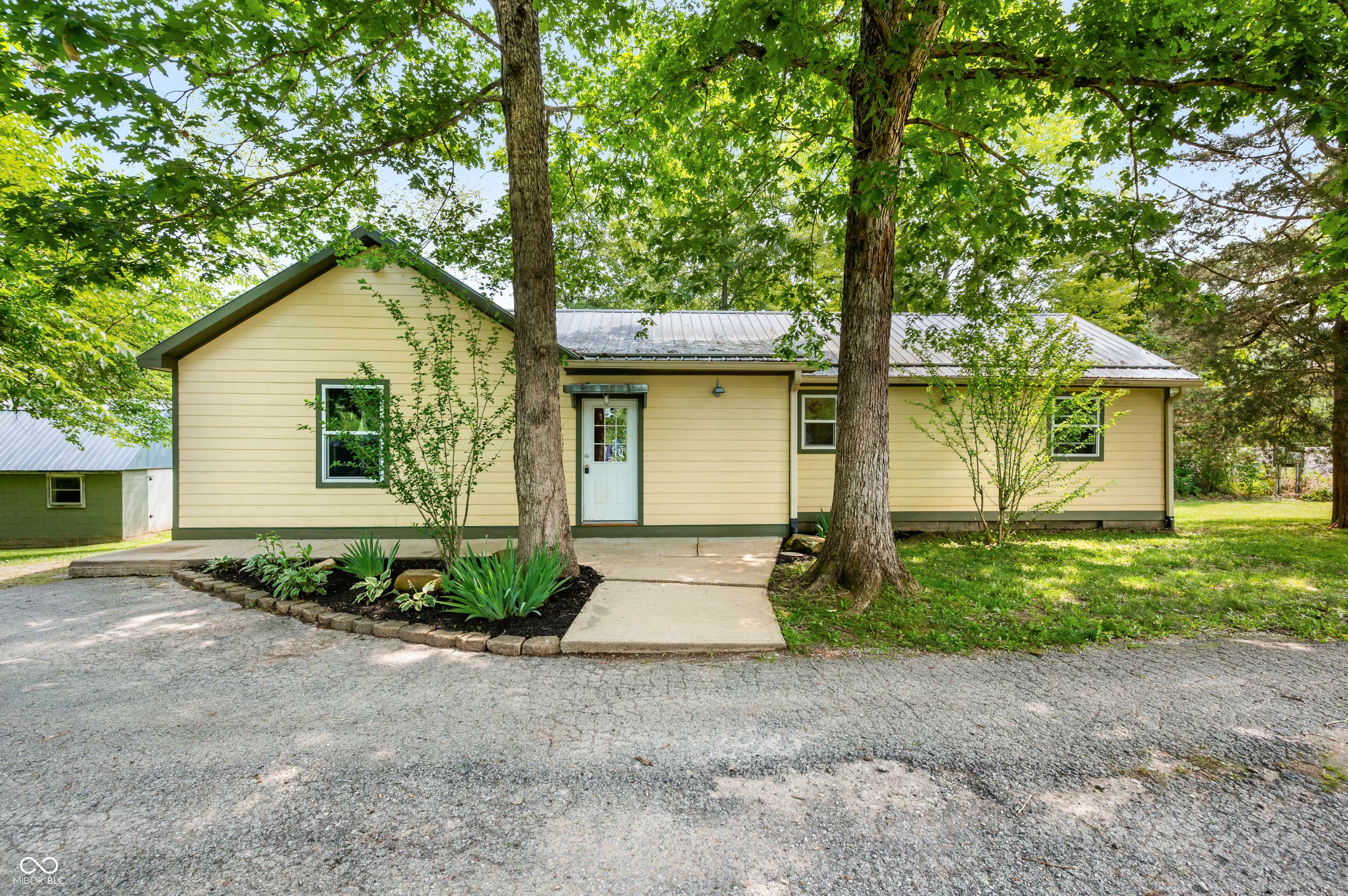 Nashville, IN 47448,5800 South Shore DR