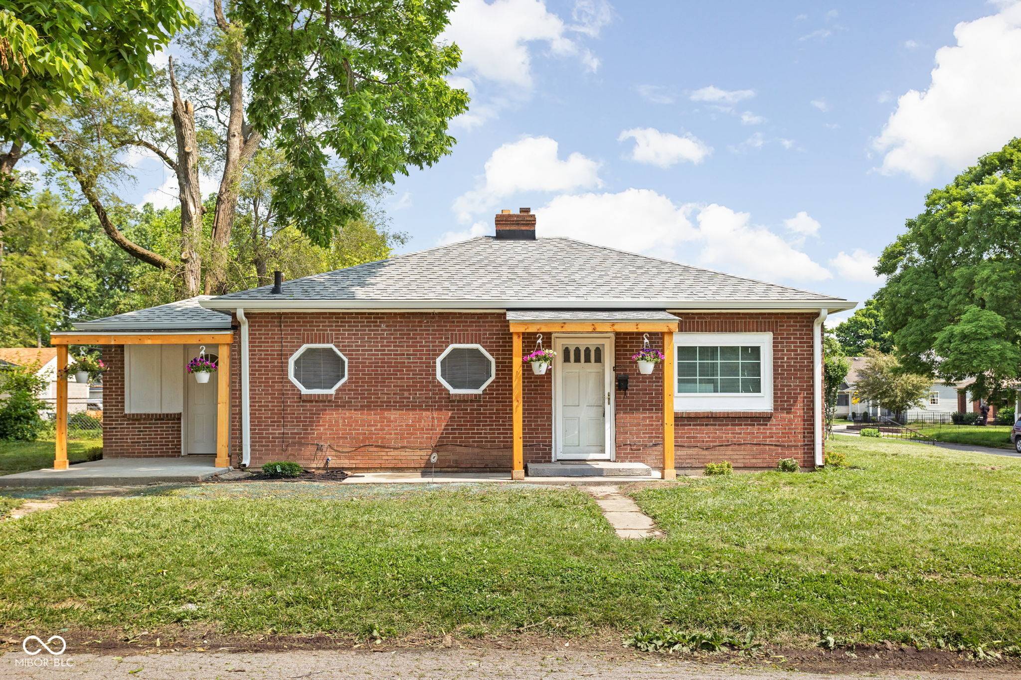 Indianapolis, IN 46205,4502 Evanston AVE