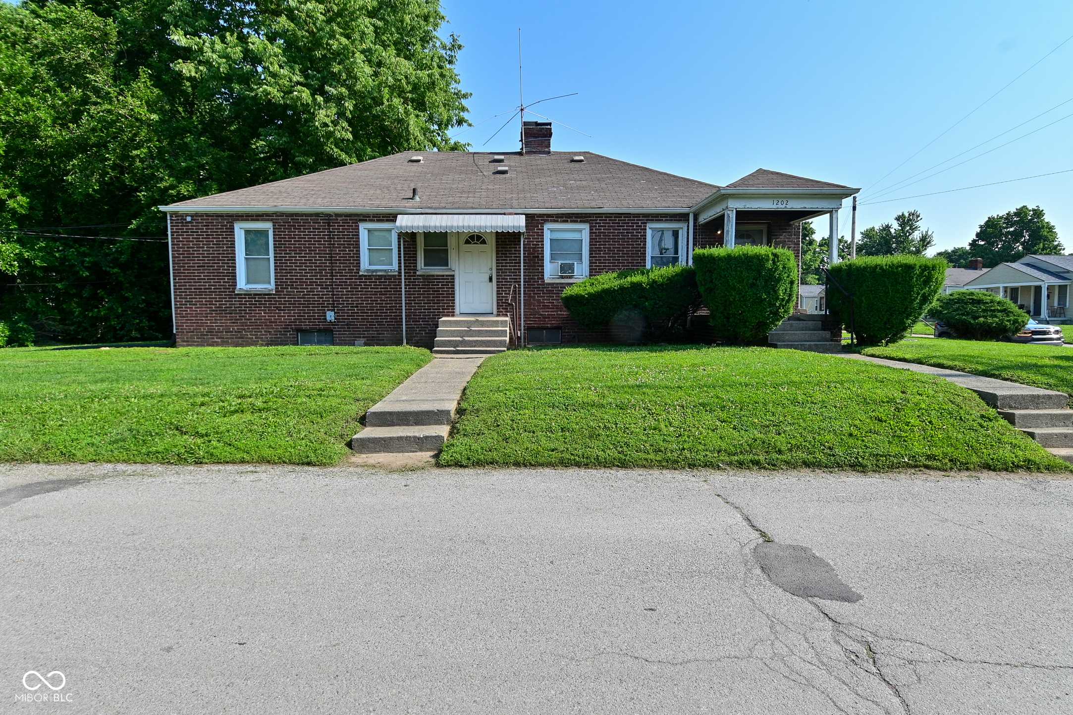 Indianapolis, IN 46222,1202 N Concord ST