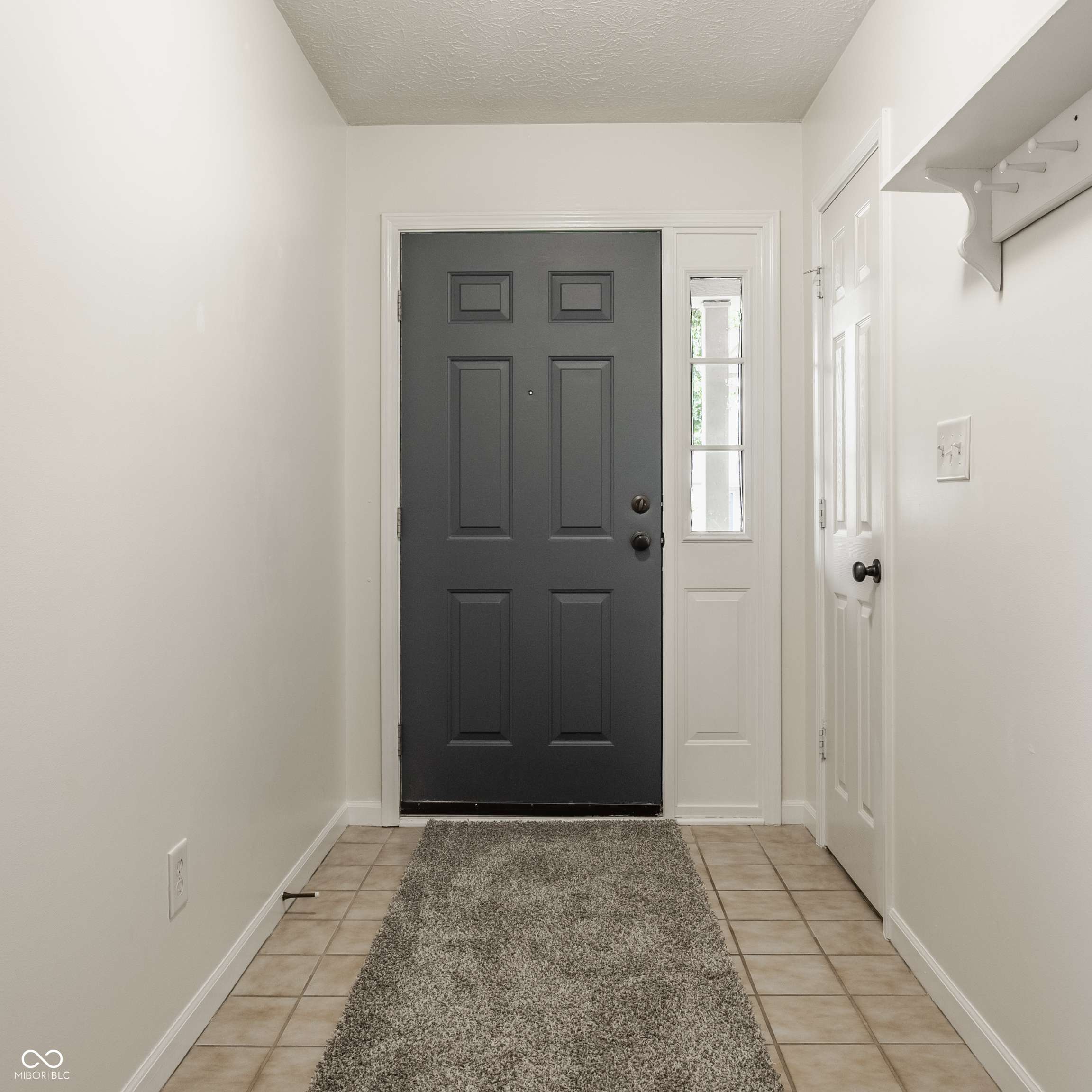 Indianapolis, IN 46231,1112 Halifax CT