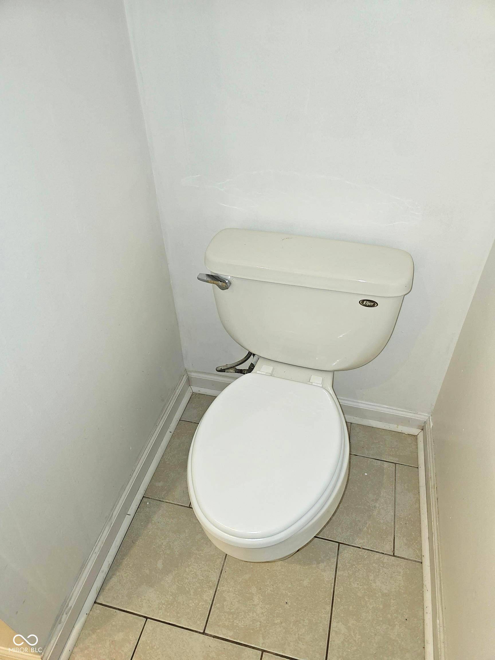 Indianapolis, IN 46205,3565 Evergreen AVE