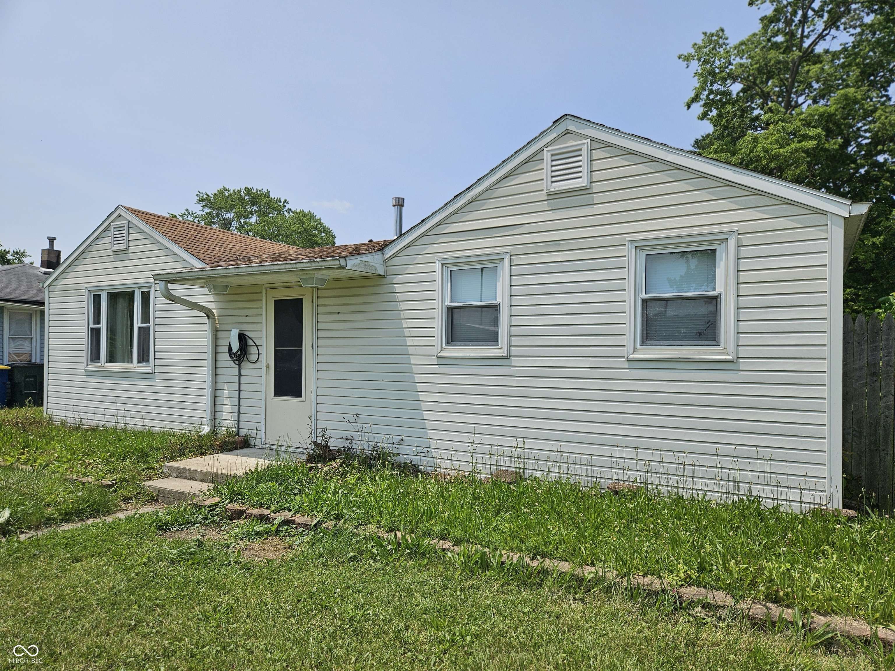 Muncie, IN 47302,1601 S Biltmore AVE