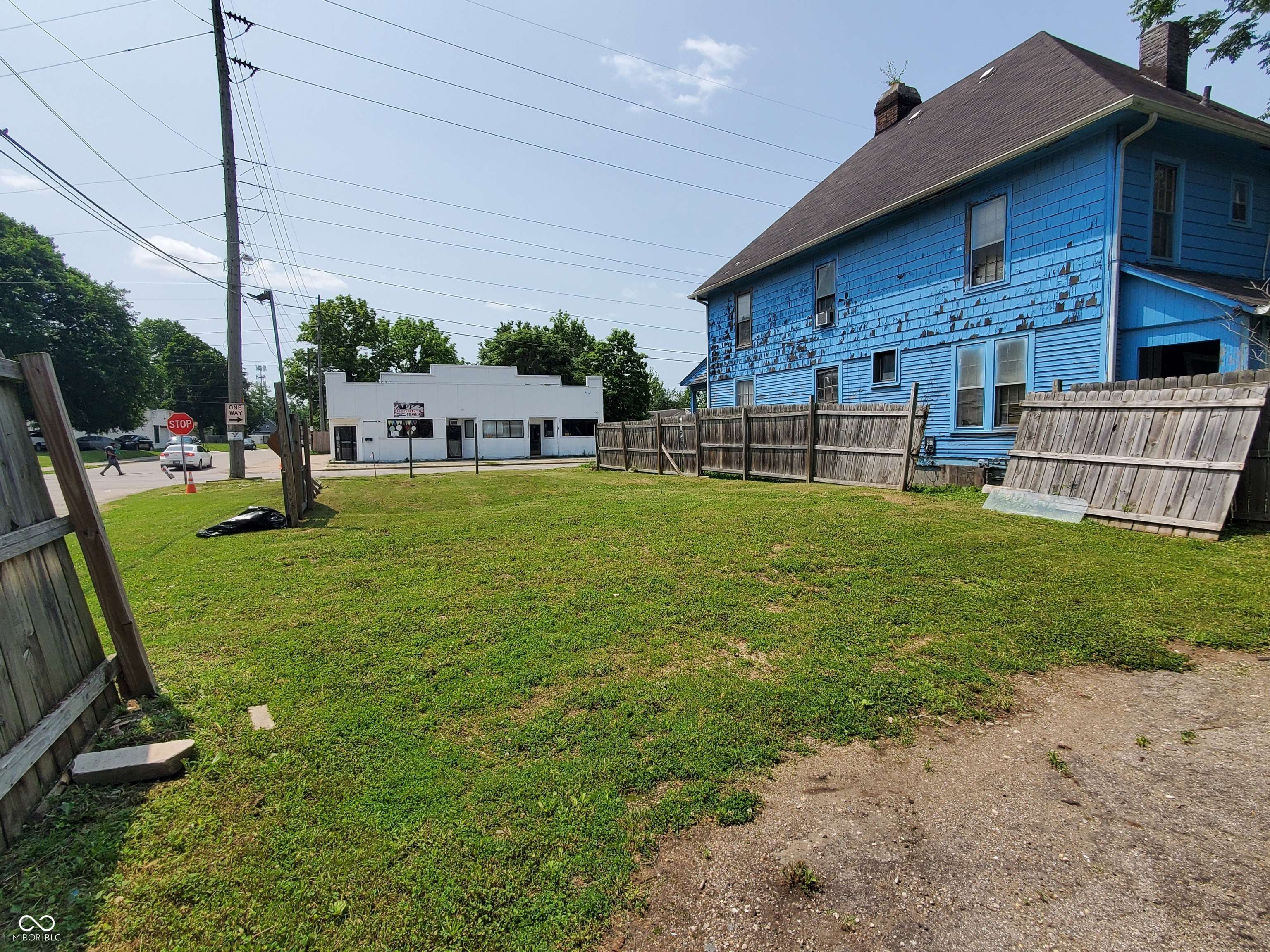 Indianapolis, IN 46208,1304 W 30th ST