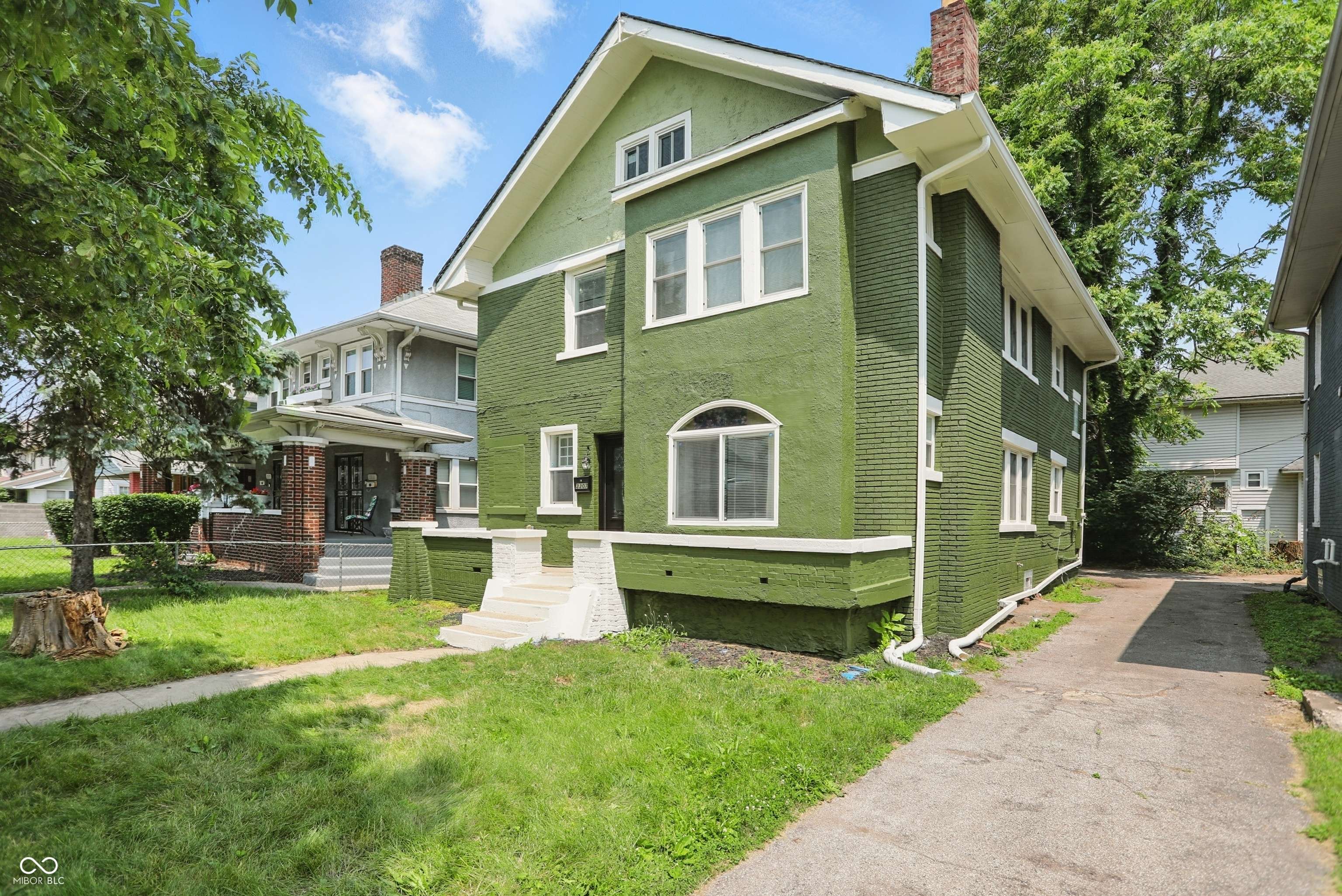 Indianapolis, IN 46205,3307 N College AVE