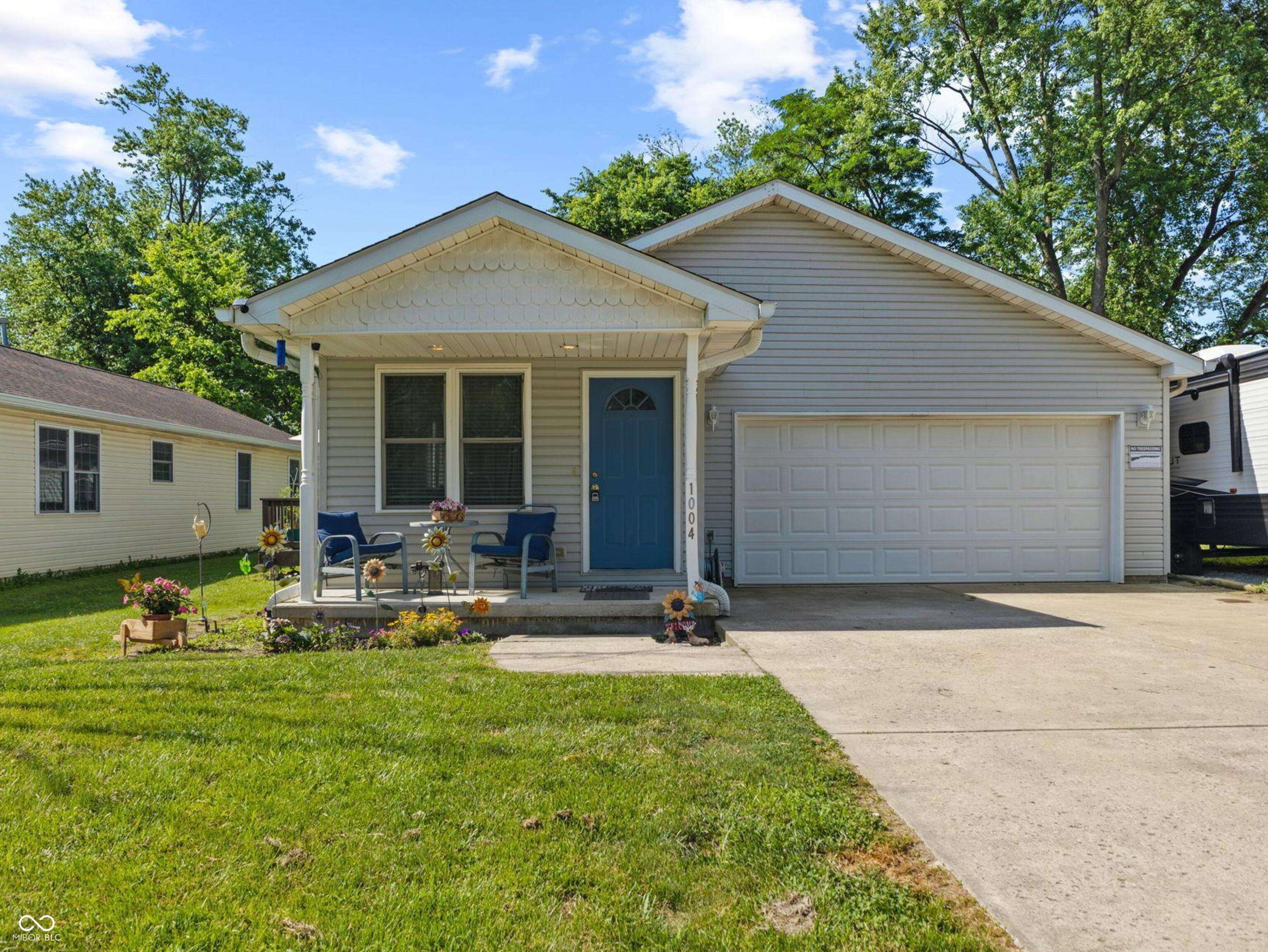 Greencastle, IN 46135,1004 Avenue D ST