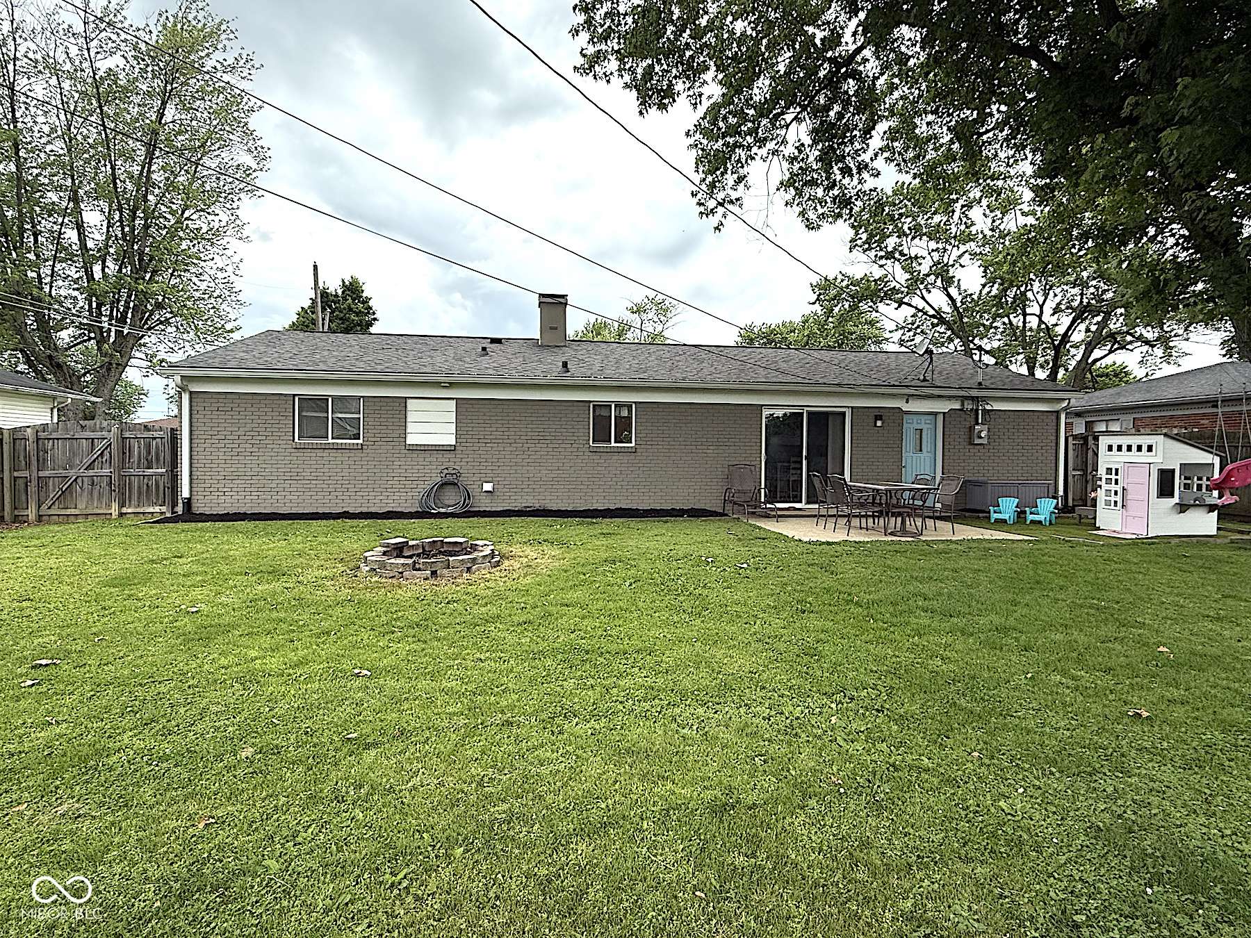 Brownsburg, IN 46112,729 Maple LN
