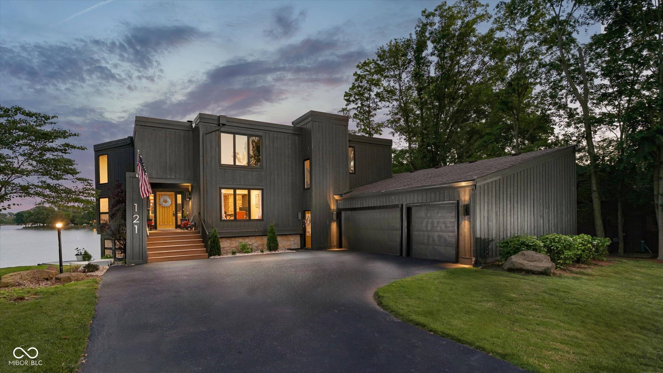 Noblesville, IN 46062,121 Wesley CIR