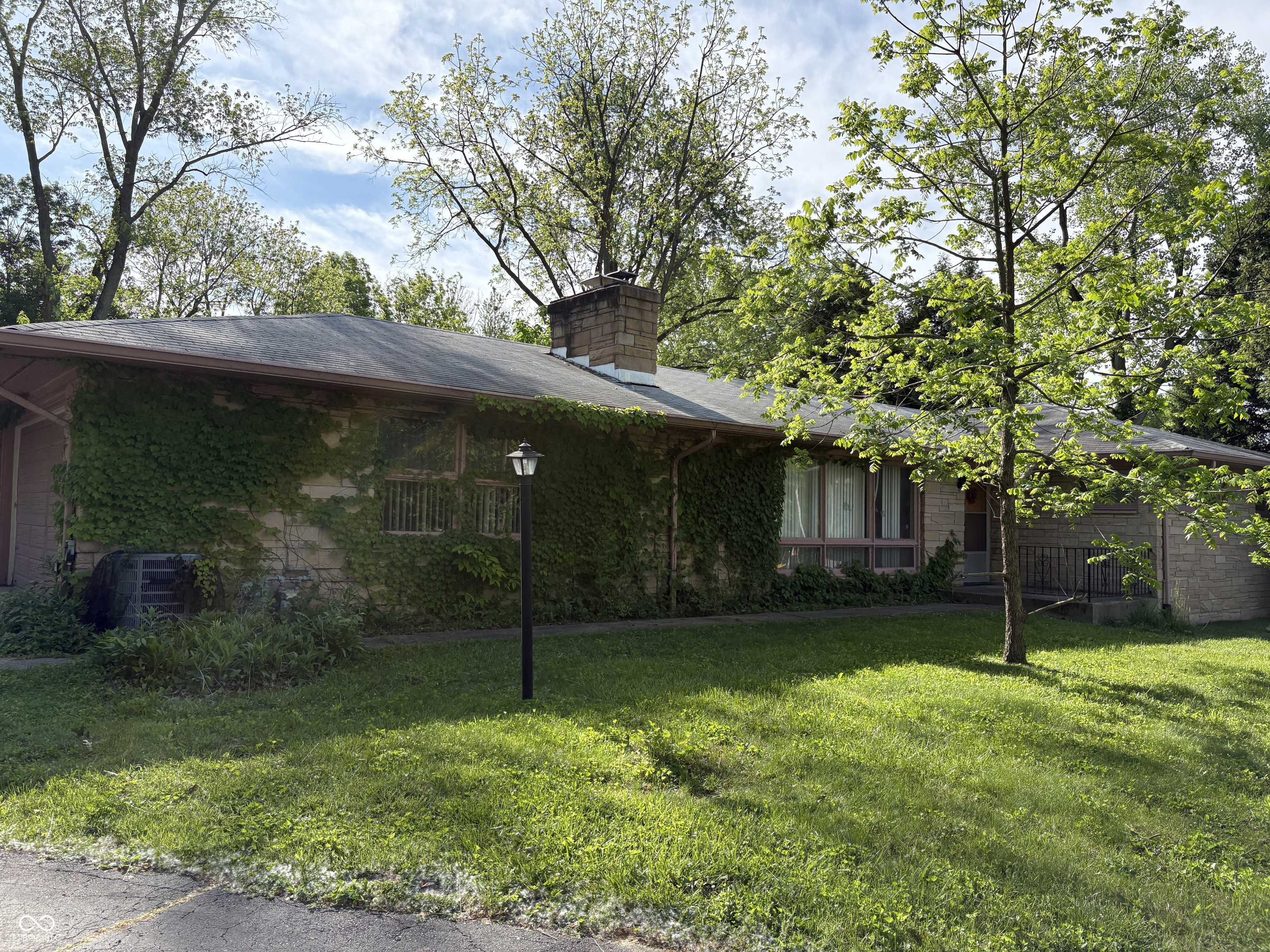 Indianapolis, IN 46226,4609 Andover RD