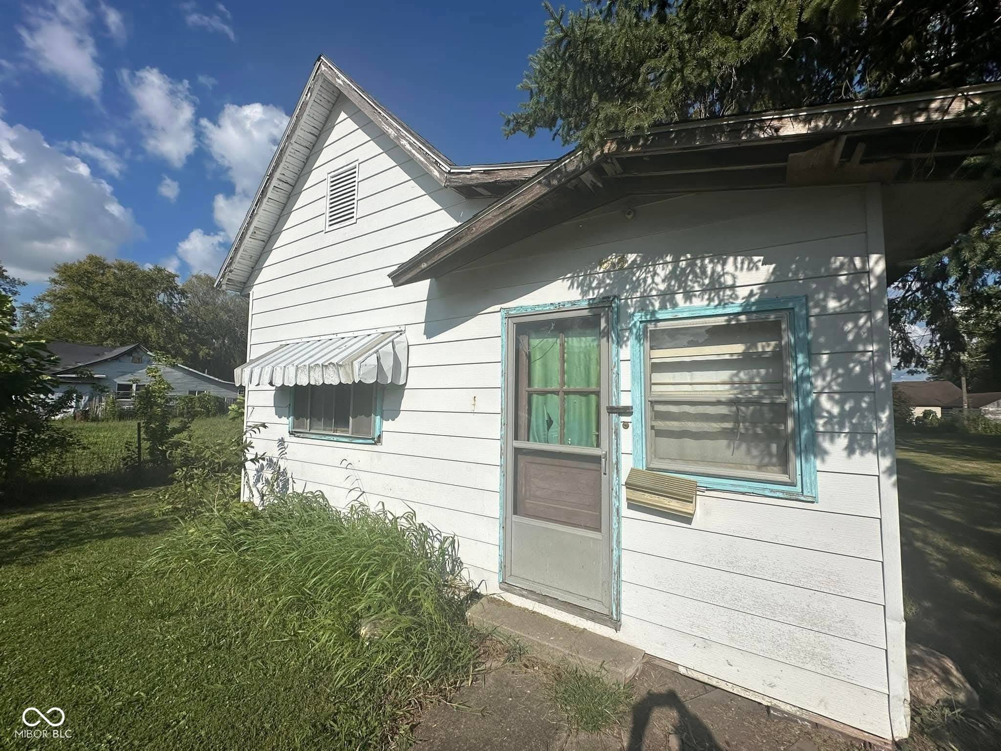 Elwood, IN 46036,815 N 12th ST