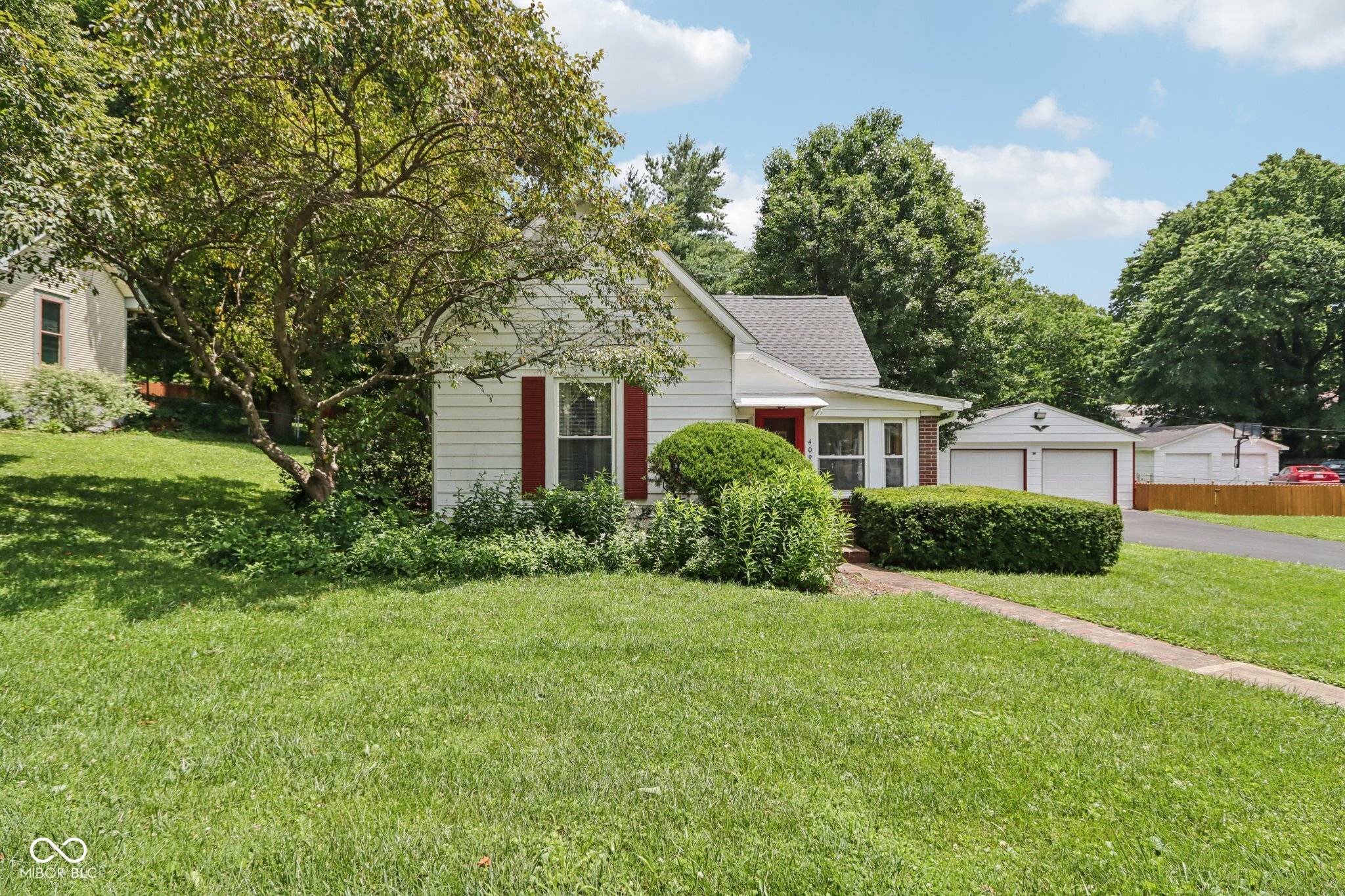 Martinsville, IN 46151,409 N Sycamore ST