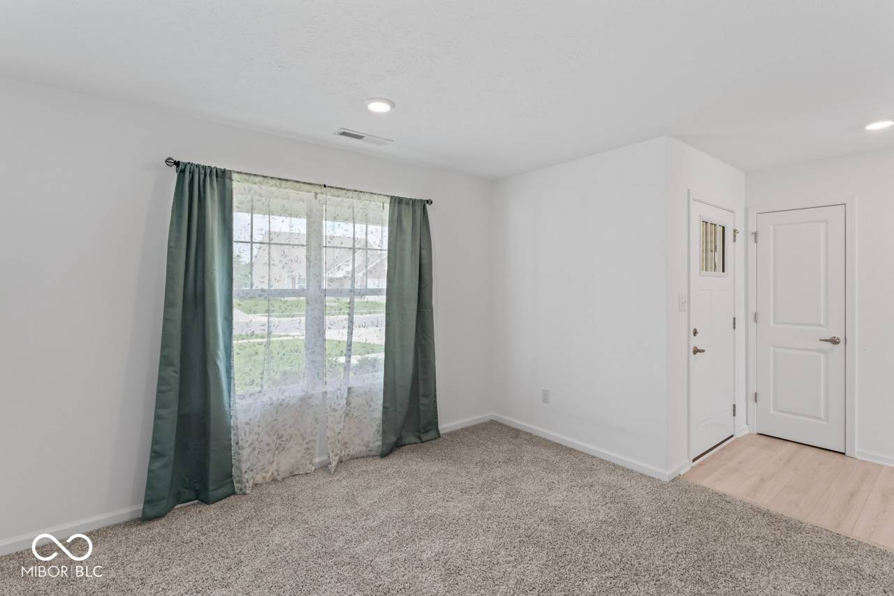 Indianapolis, IN 46229,10107 Camp Creek WAY