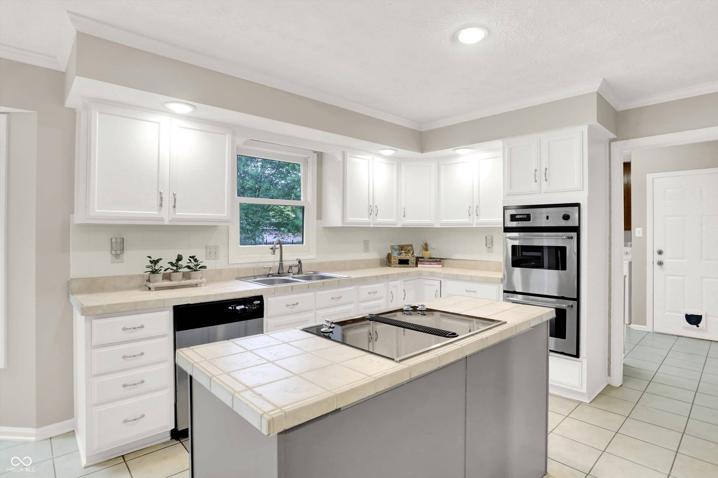 Zionsville, IN 46077,58 Penn PL
