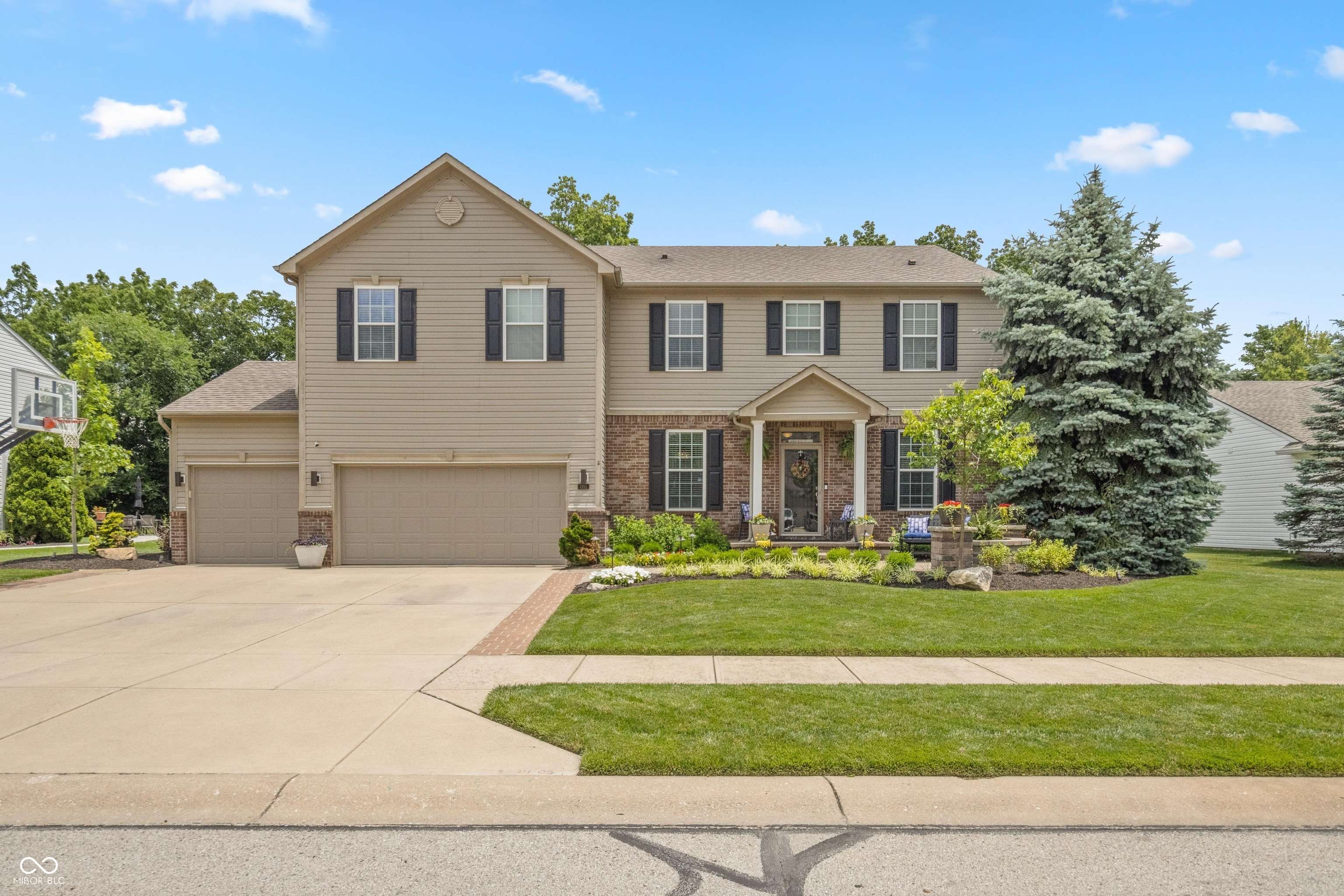 Avon, IN 46123,1393 Turfway DR