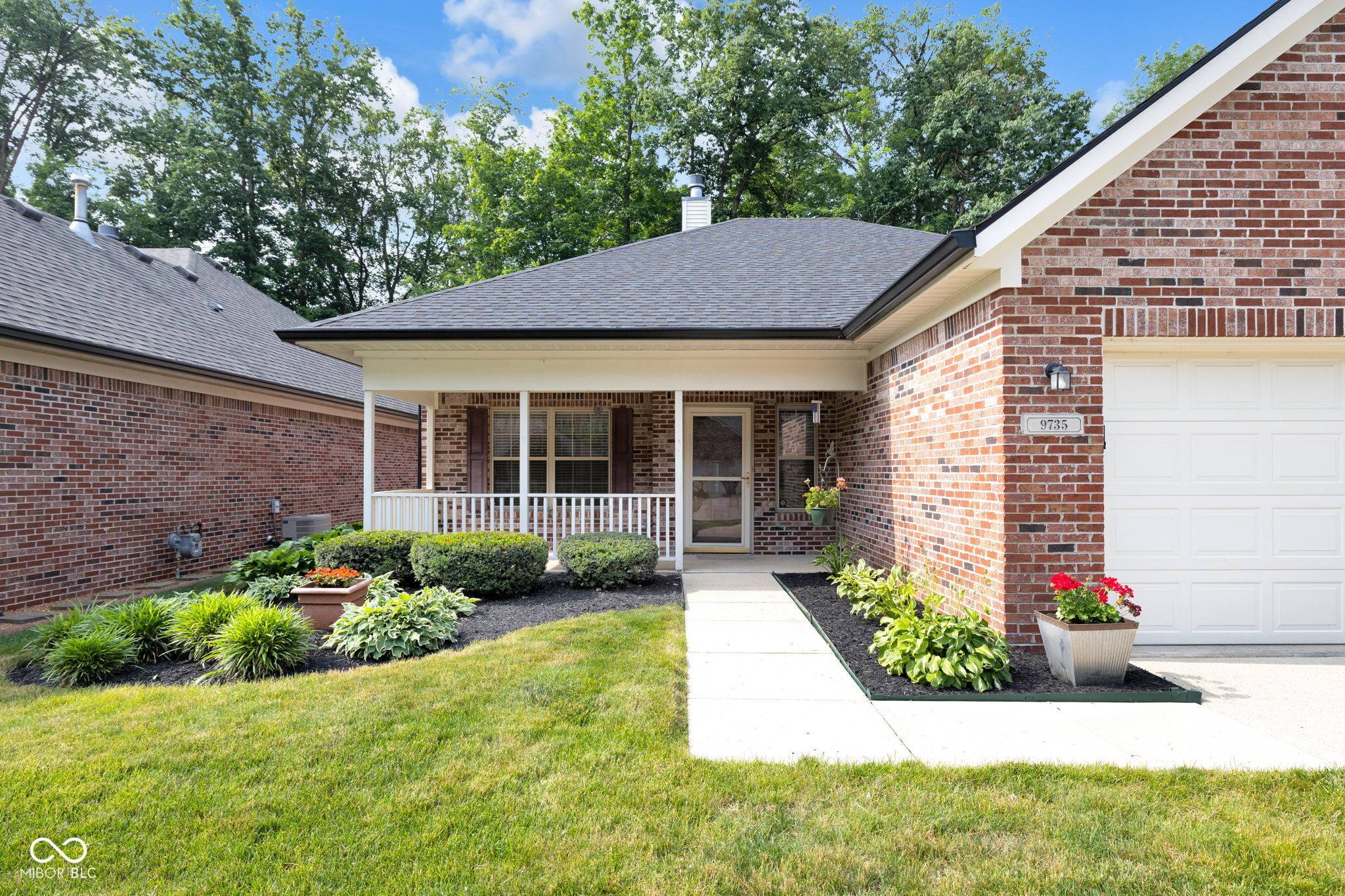 Indianapolis, IN 46229,9735 Woodsong LN