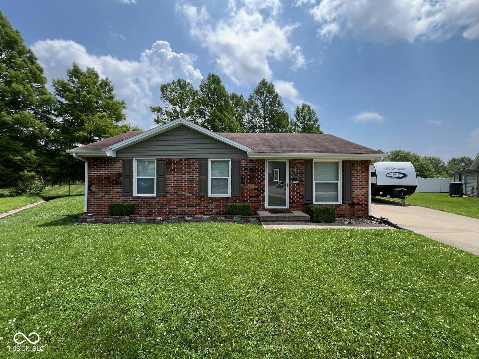 Seymour, IN 47274,1044 Rebecca CT