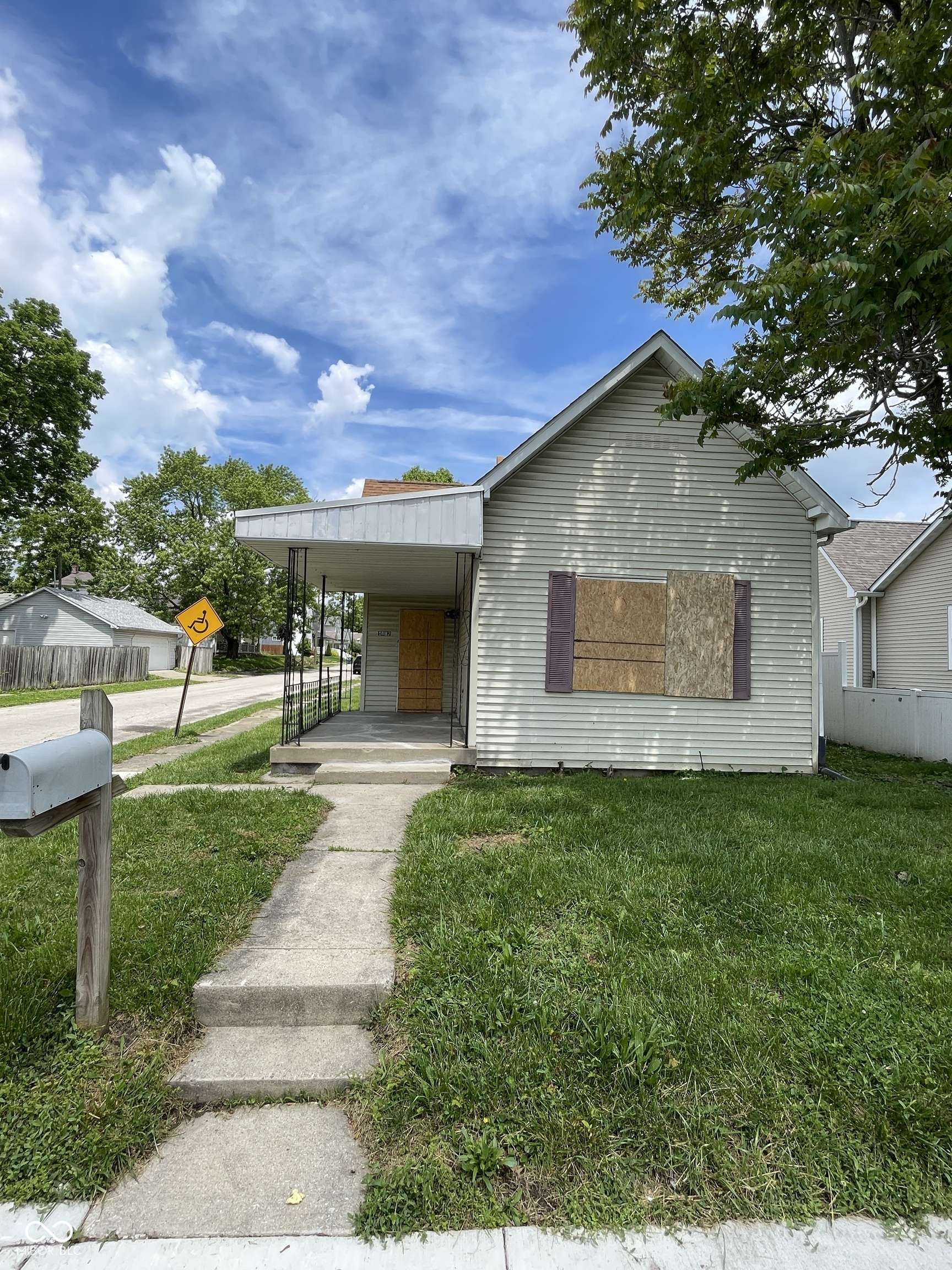 Indianapolis, IN 46203,1902 Orange ST