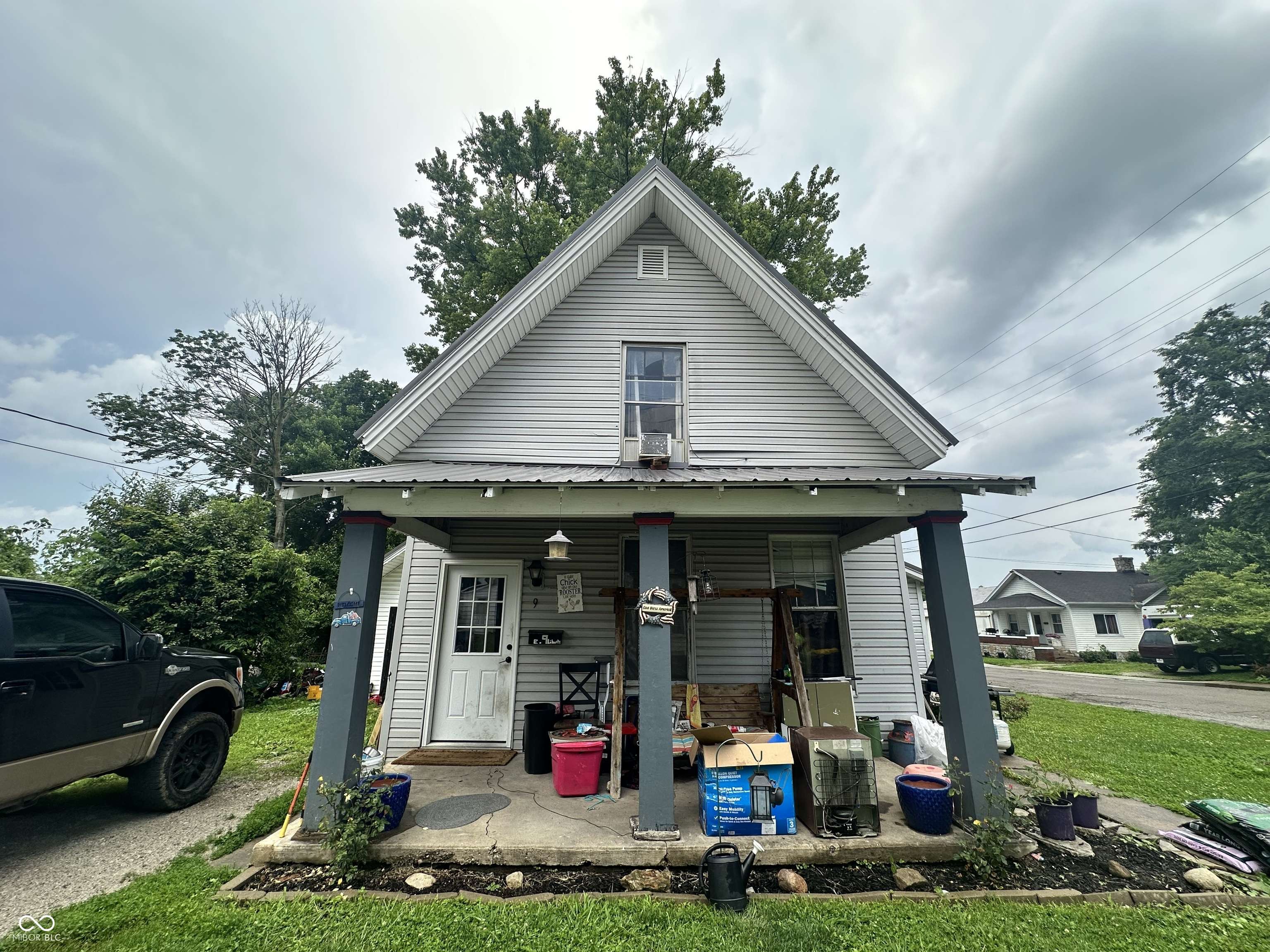 Greencastle, IN 46135,9 E Liberty ST