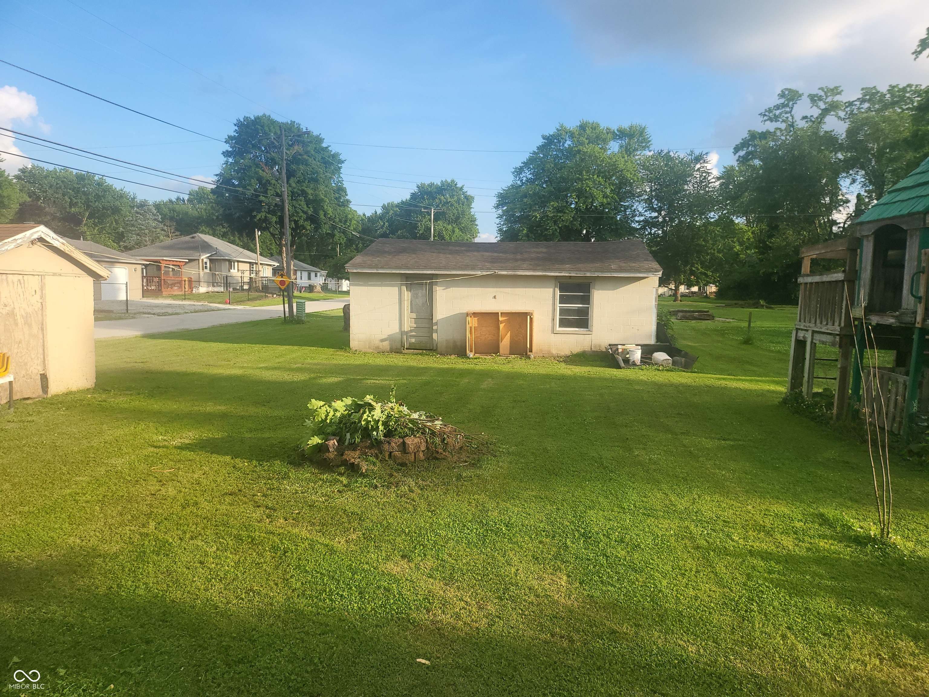 Terre Haute, IN 47805,3973 E Linn AVE