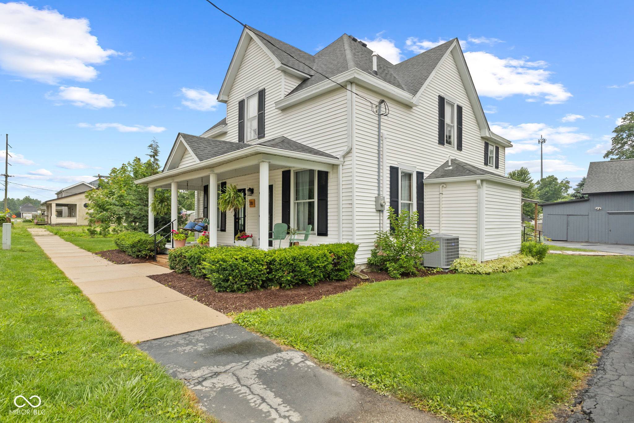 IN 47272,211 N County Line RD