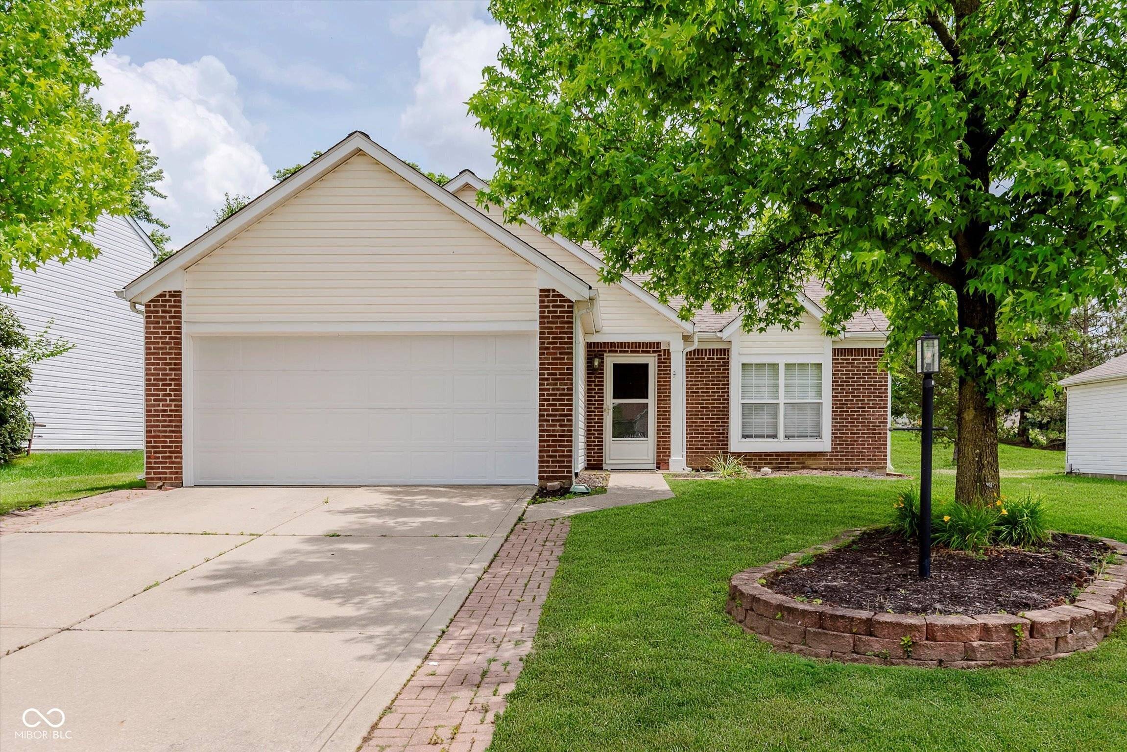 Fishers, IN 46037,12121 Driftstone DR