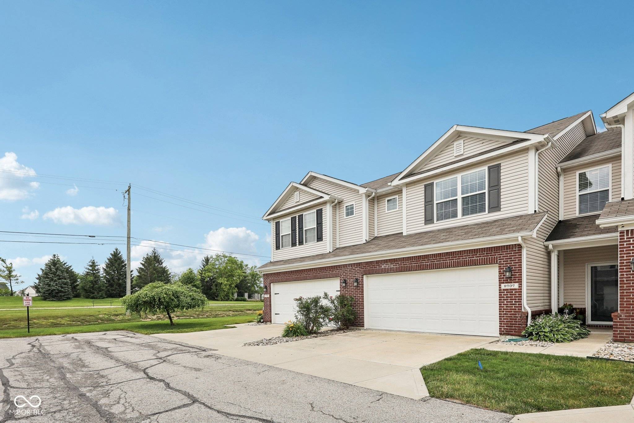 Noblesville, IN 46060,9707 Prairie Smoke DR