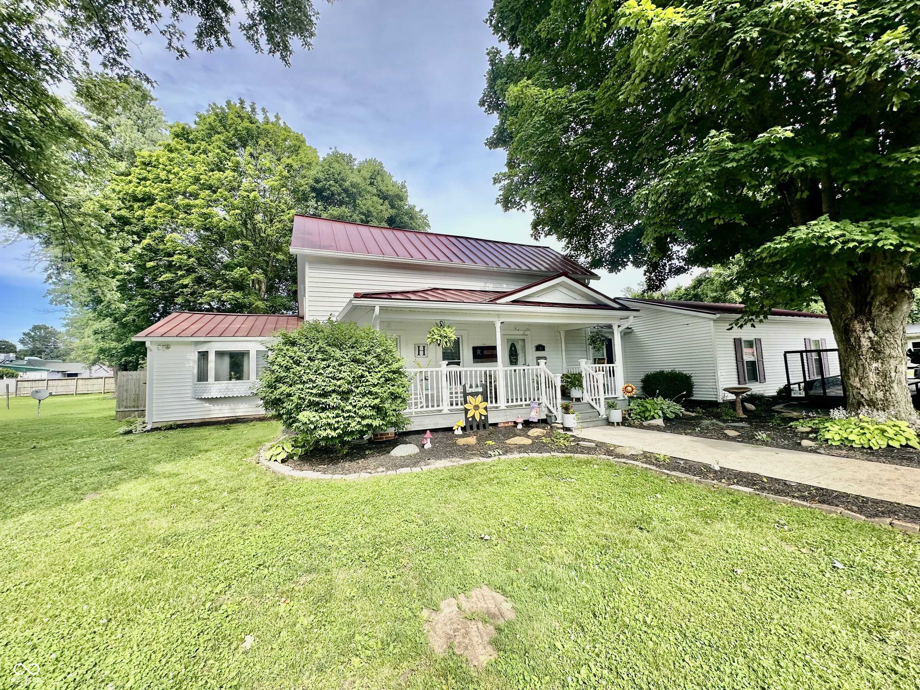 Covington, IN 47932,208 10th ST