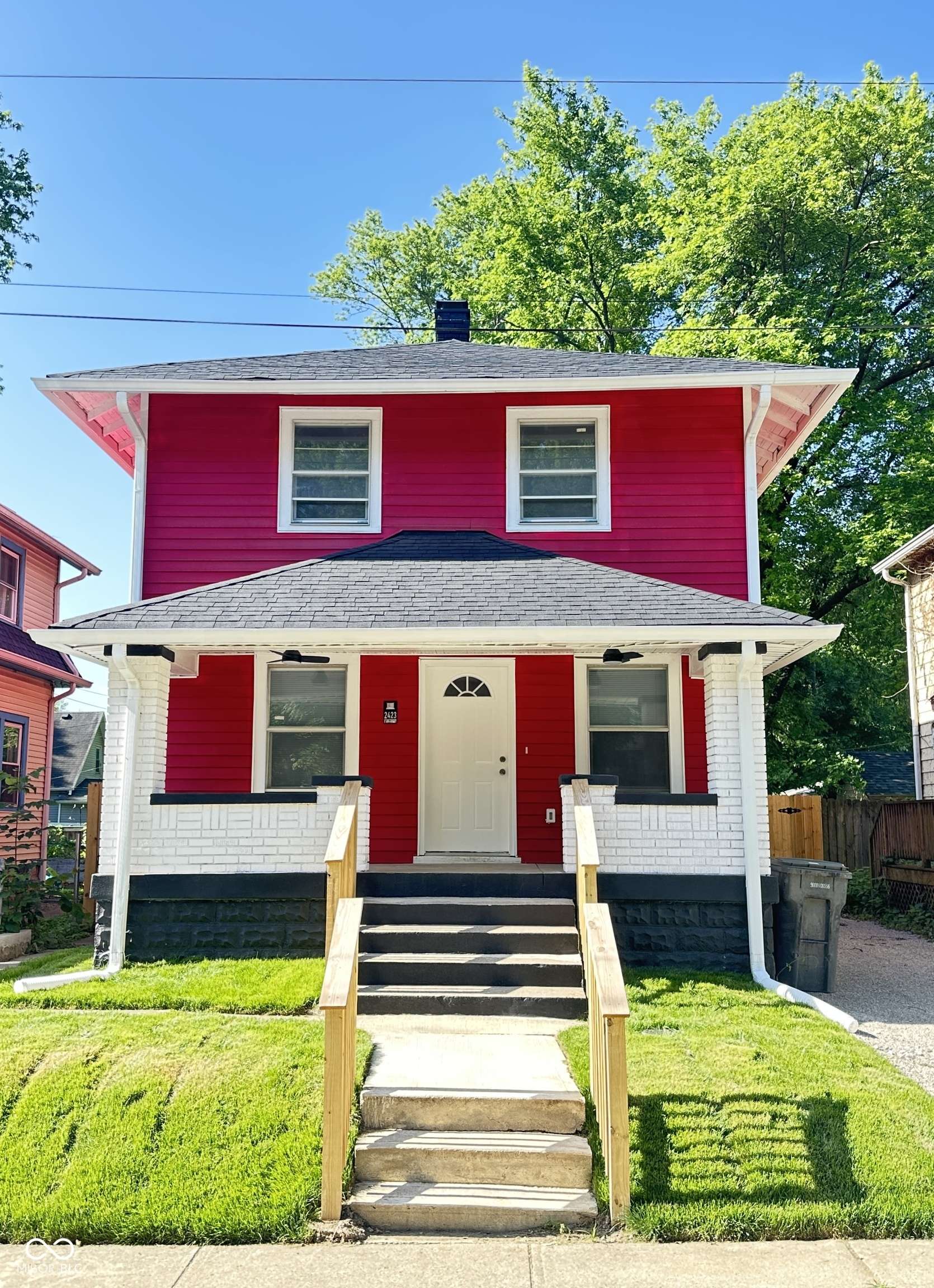 Indianapolis, IN 46201,2423 E 13th ST