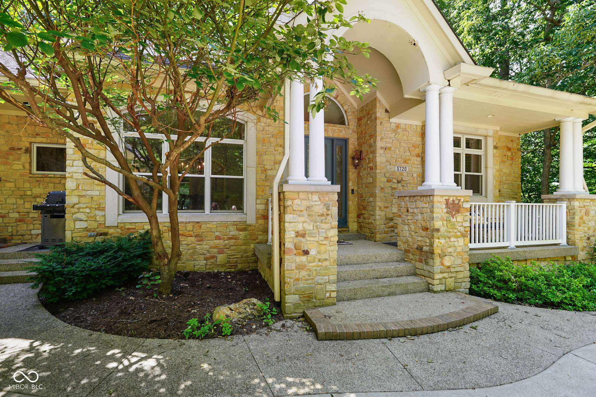Plainfield, IN 46168,5720 Hickory Hollow DR