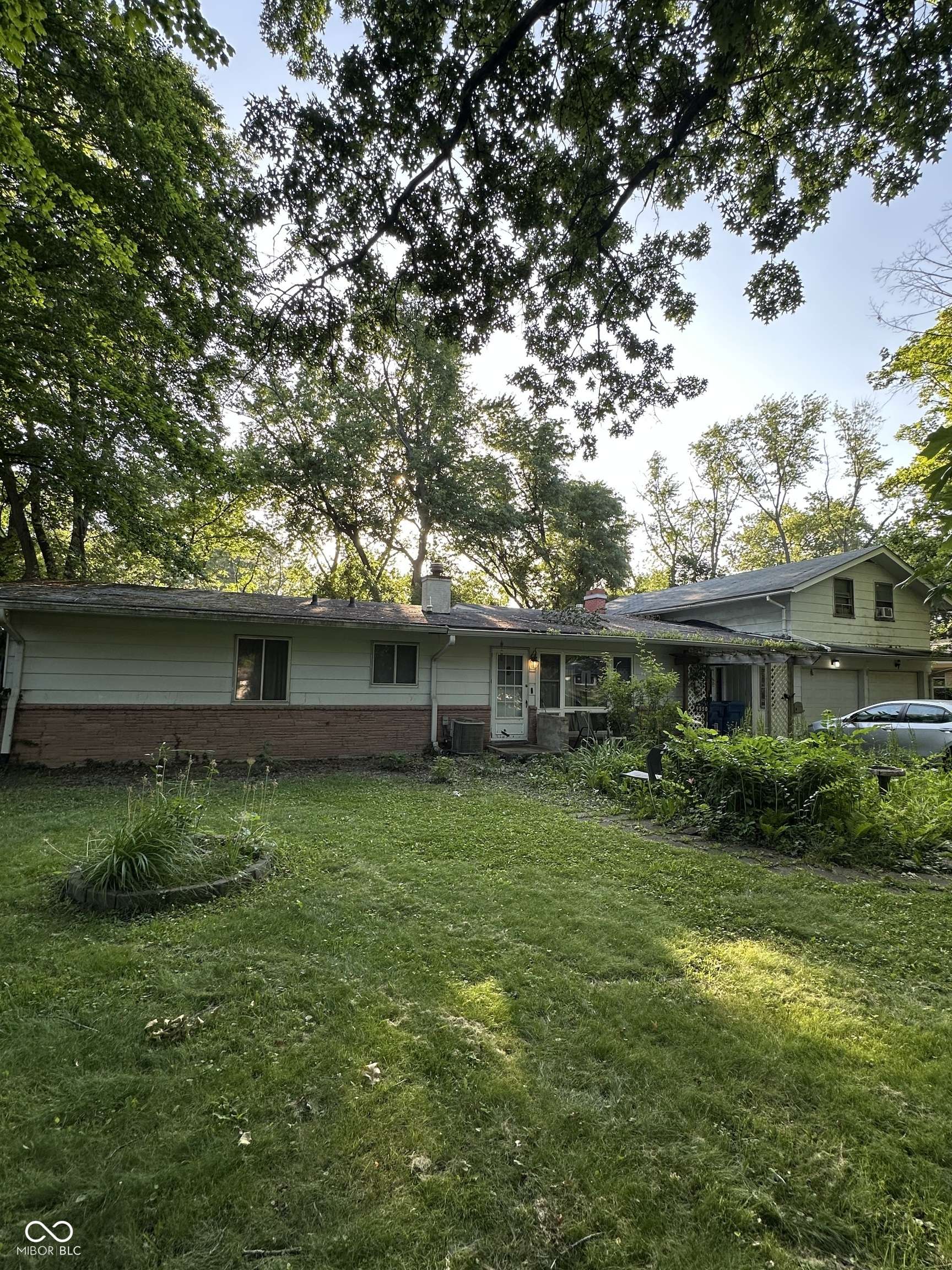 Indianapolis, IN 46240,9550 N Delaware ST