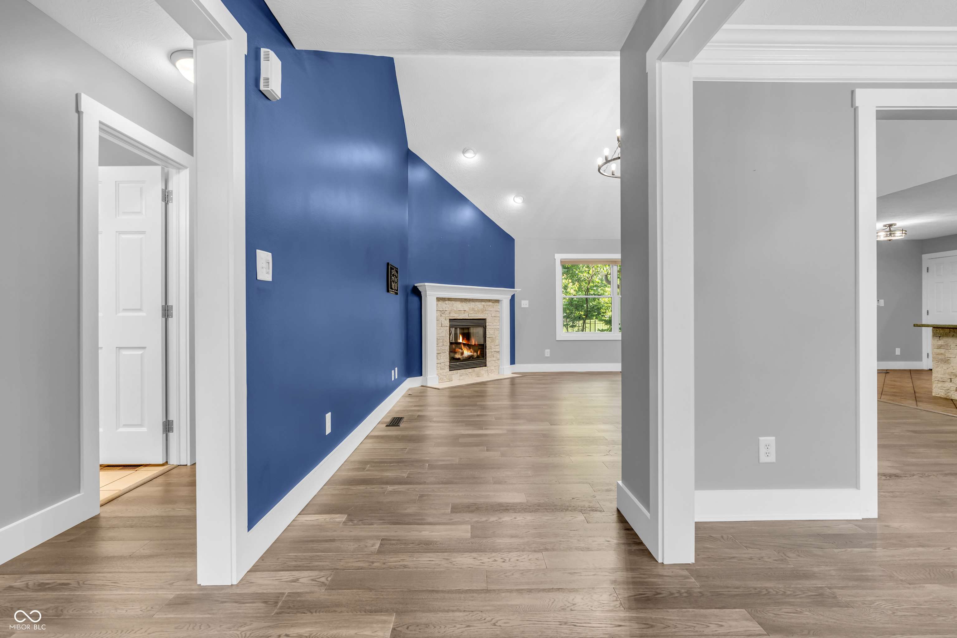Avon, IN 46123,6686 Woodcrest DR