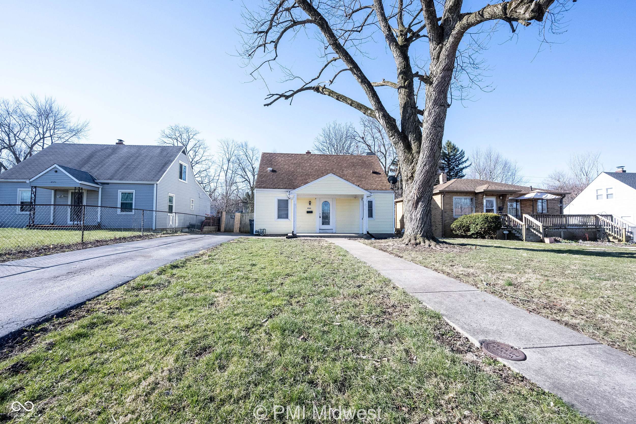 Indianapolis, IN 46201,4565 Brookville RD