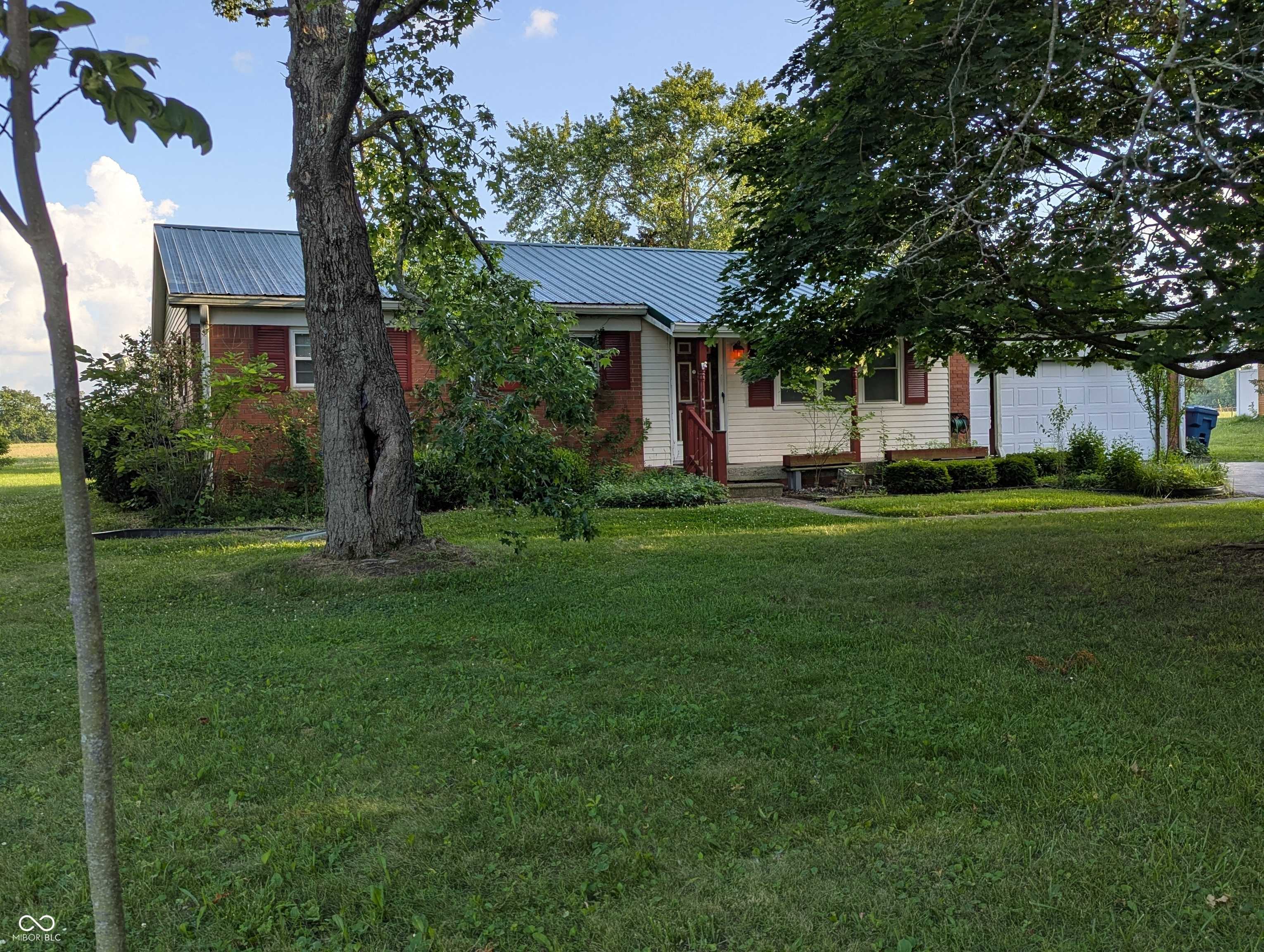Indianapolis, IN 46259,8923 Maze RD