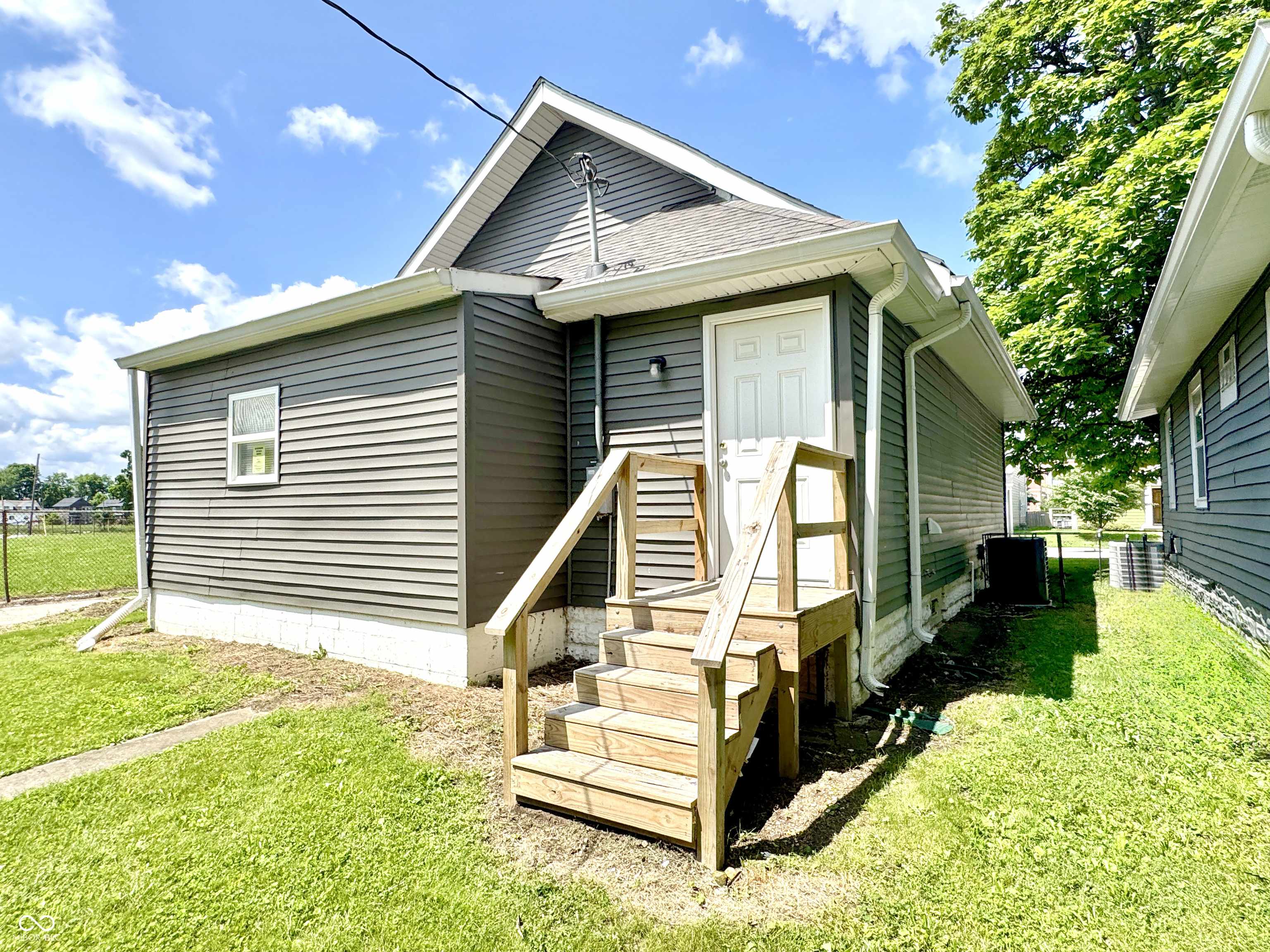 Indianapolis, IN 46202,2009 Gent AVE