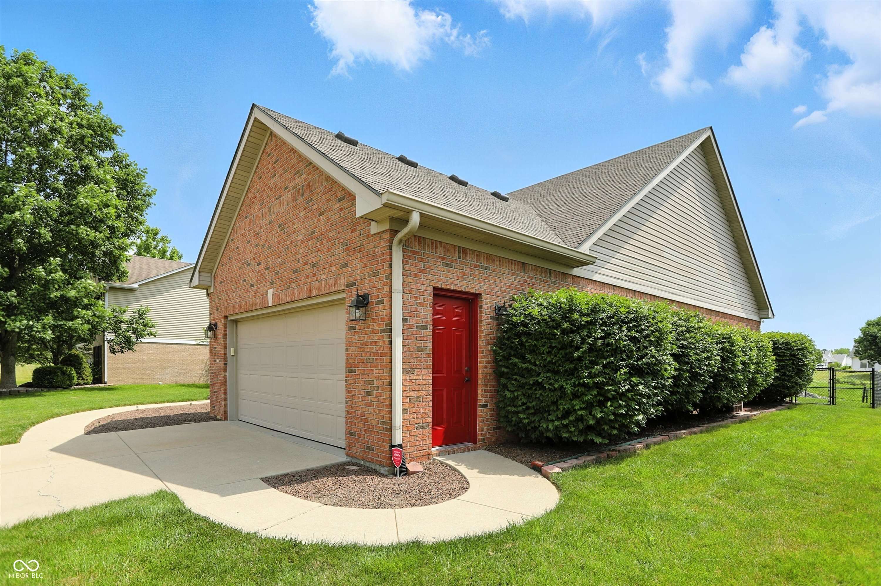 Franklin, IN 46131,35 Decourcy LN