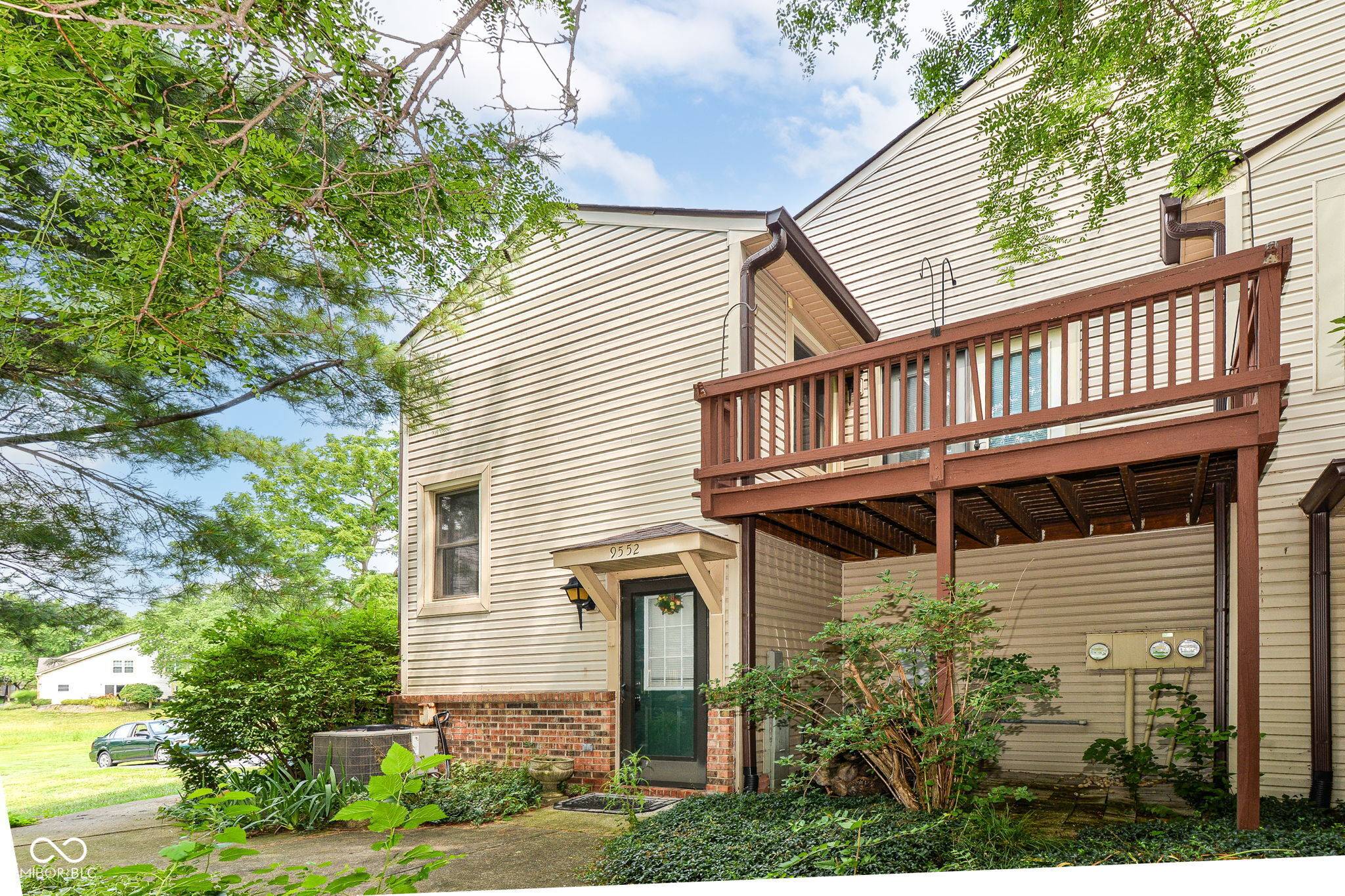 Indianapolis, IN 46268,9552 Maple WAY
