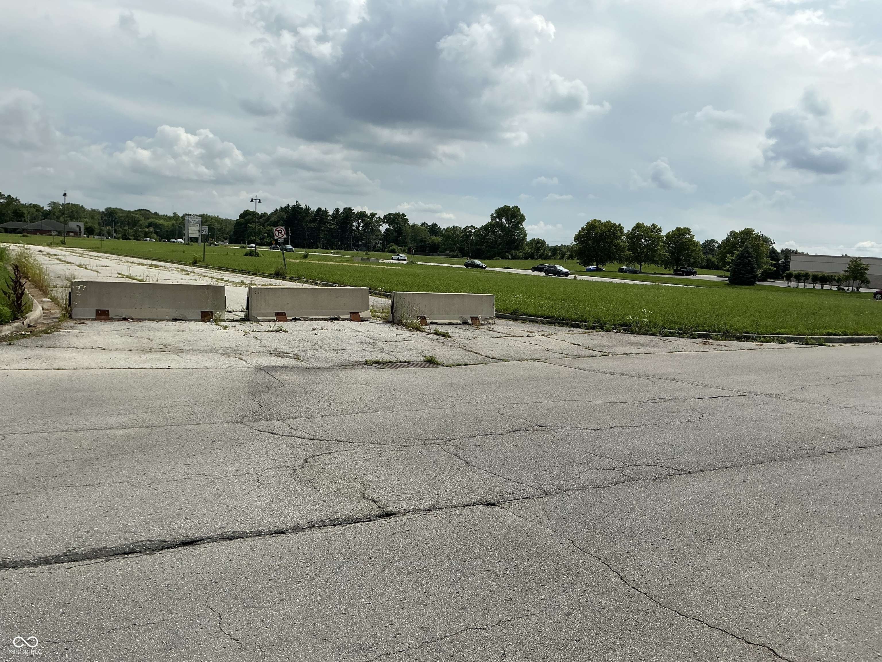 Indianapolis, IN 46236,11135 Pendleton PIKE