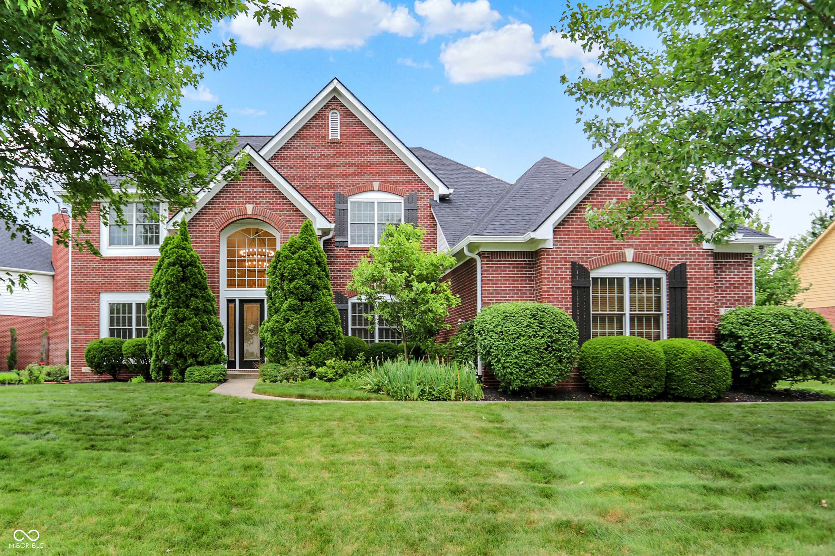 Carmel, IN 46033,5761 Coopers Hawk DR