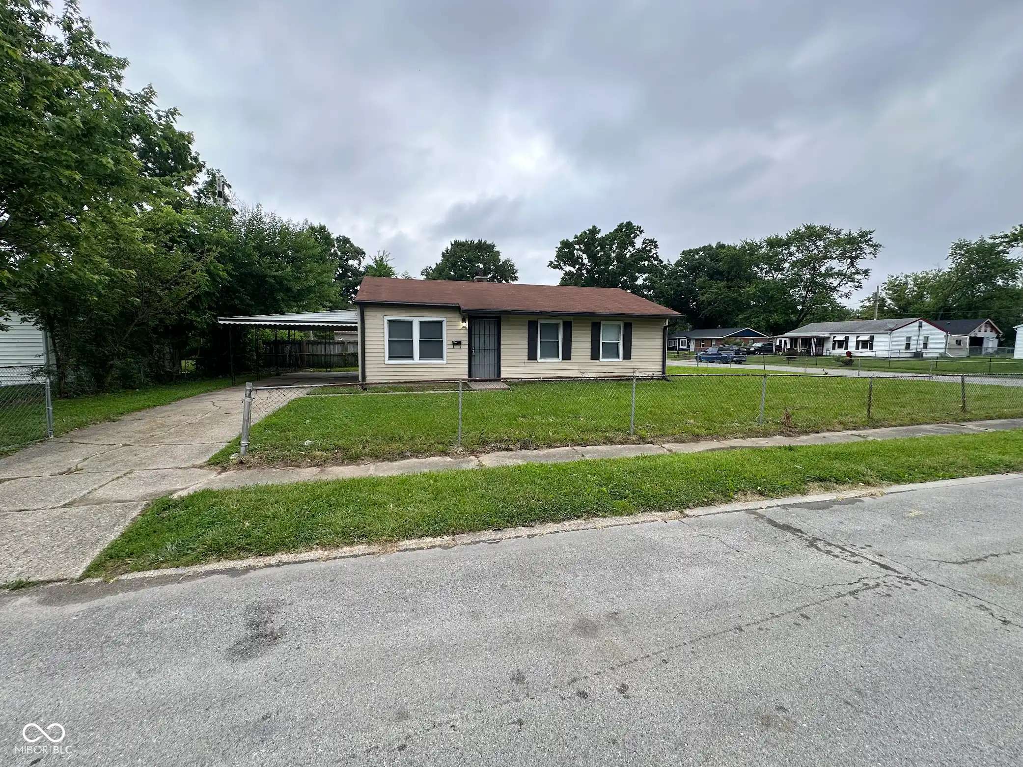 Indianapolis, IN 46218,3302 N Butler AVE