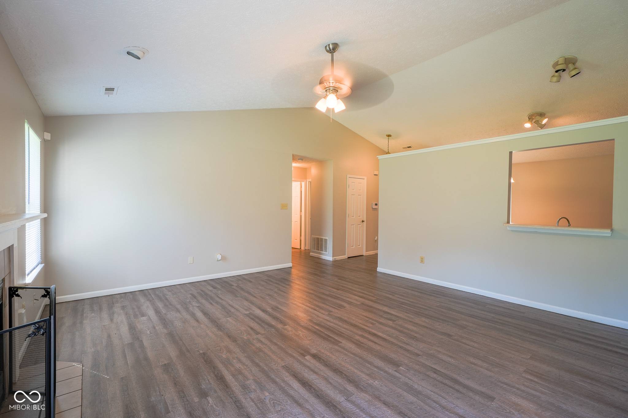 Indianapolis, IN 46254,6029 Sycamore Forge DR